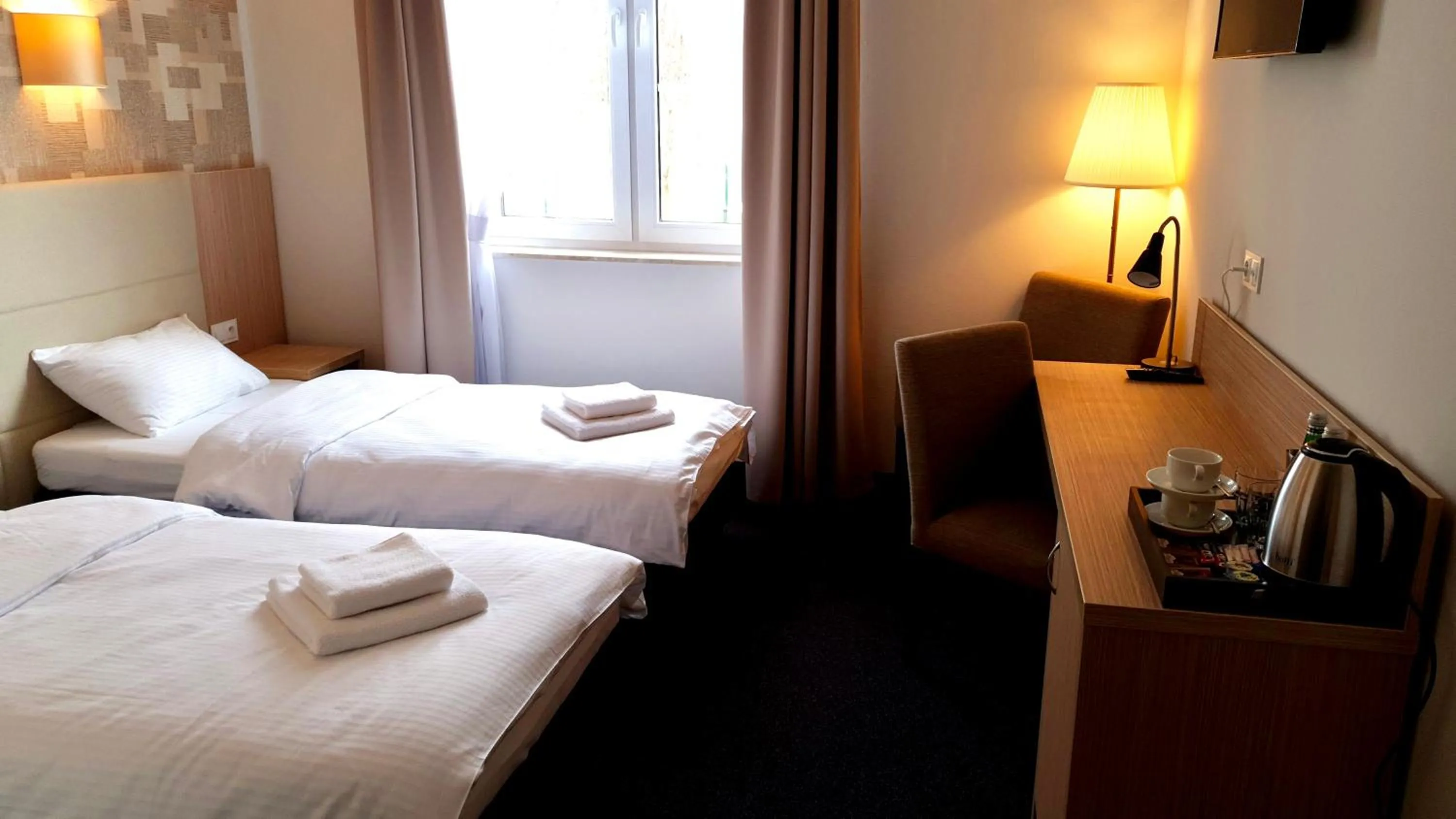 Bed in Hotel Nadodrzański Dwór - Nowa Sól