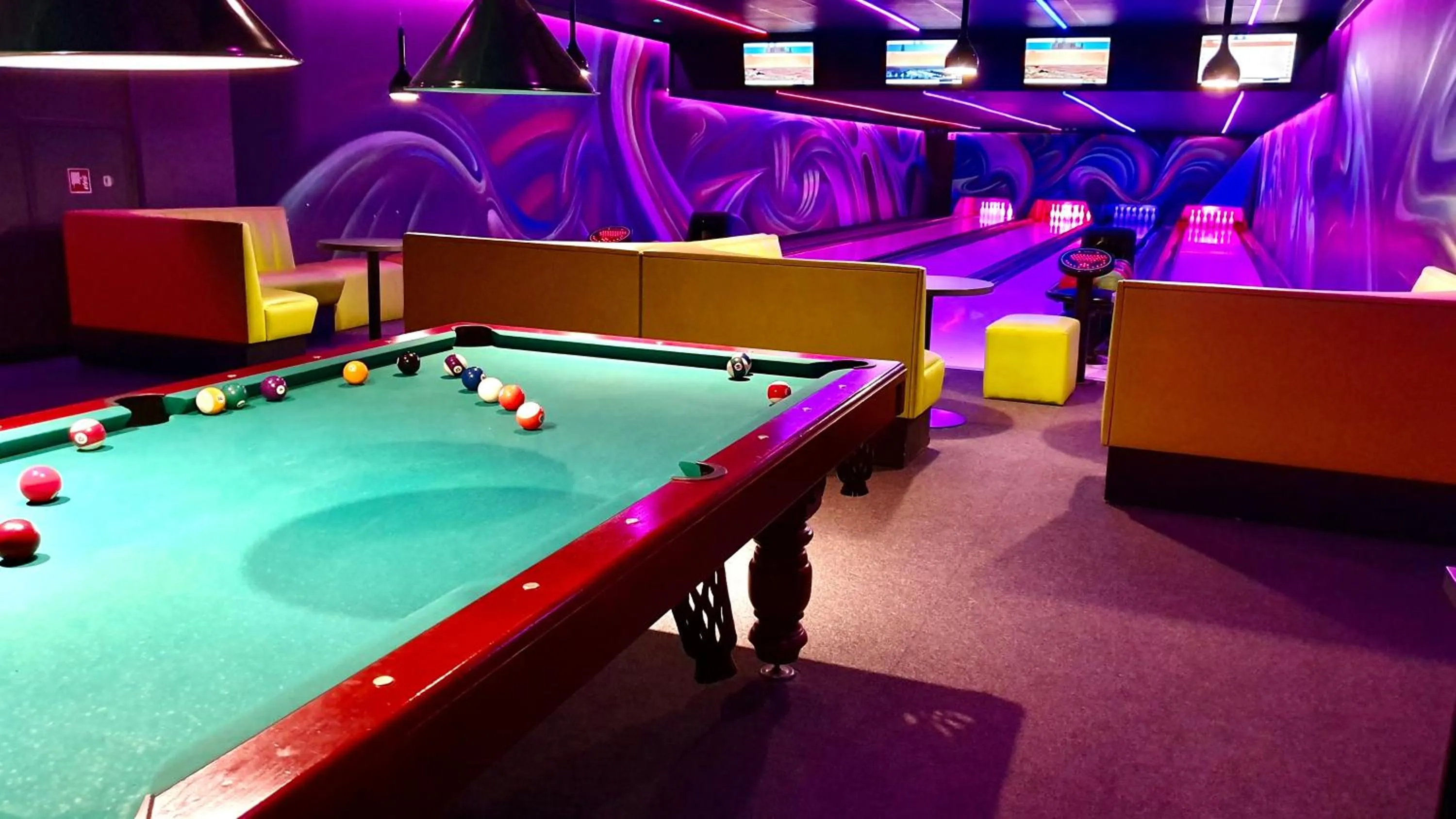 Billiard in Hotel Nadodrzański Dwór - Nowa Sól
