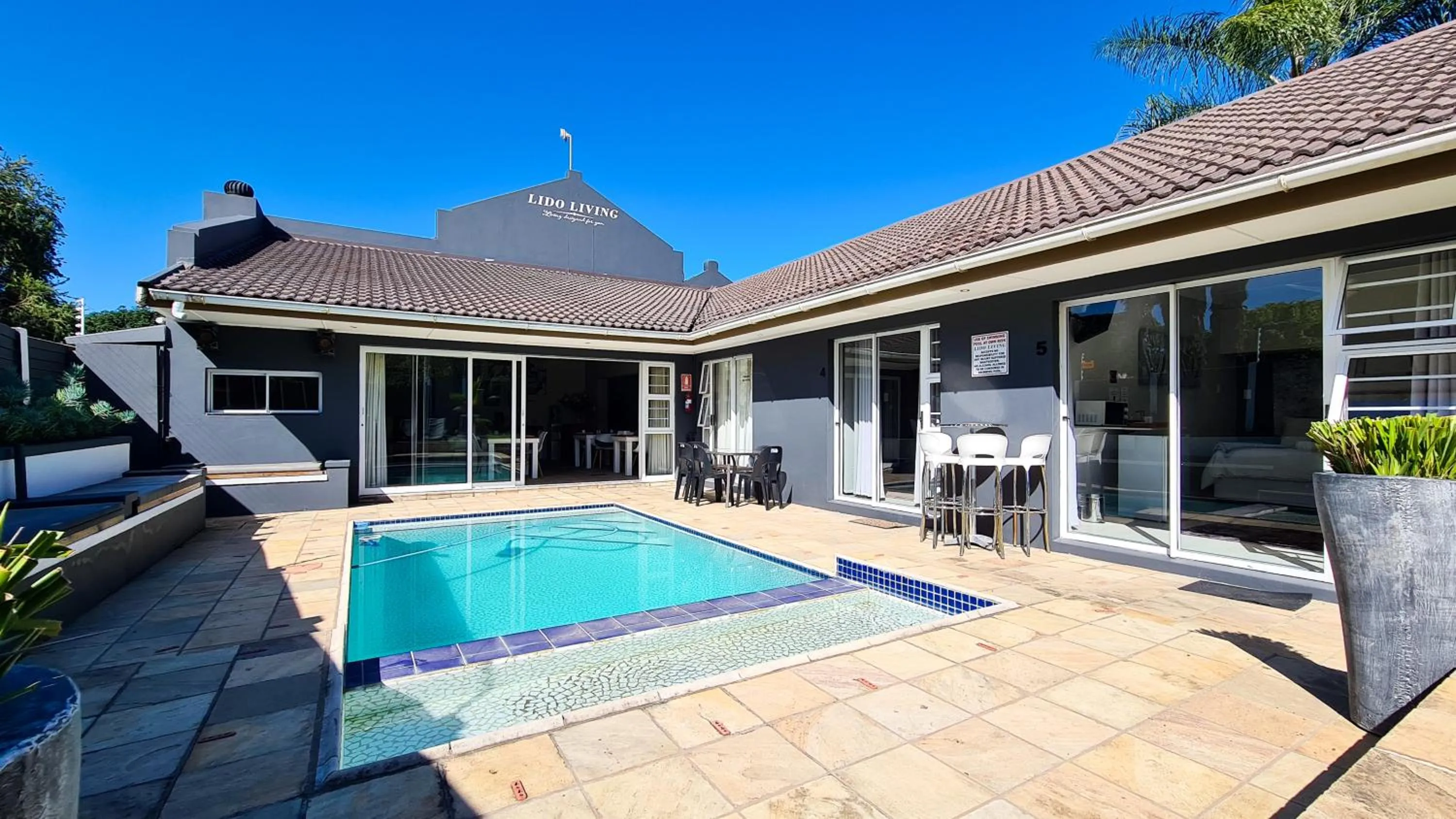 Garden in Lido Living