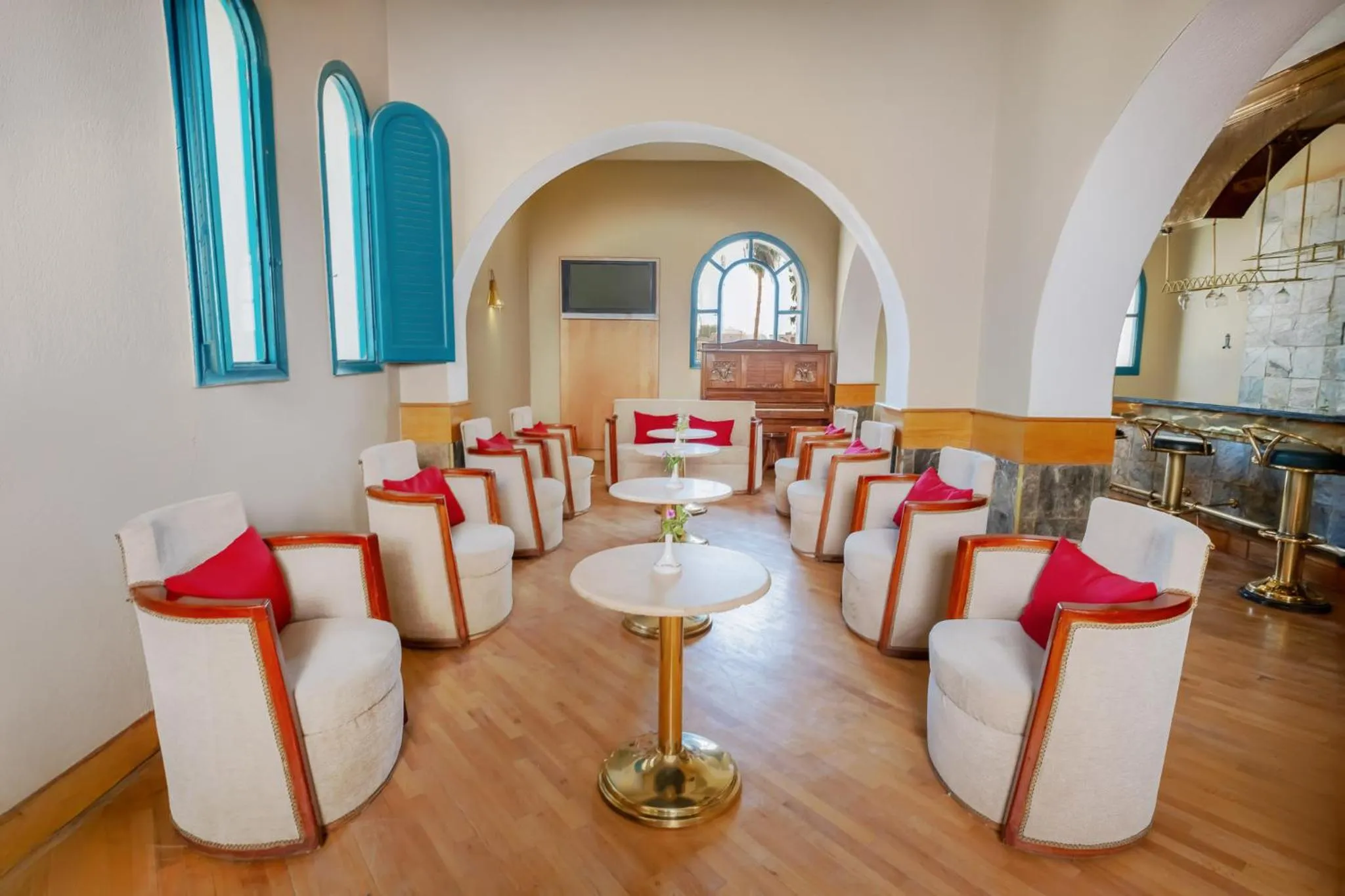 Restaurant/places to eat in Seti Abu Simbel Lake Resort