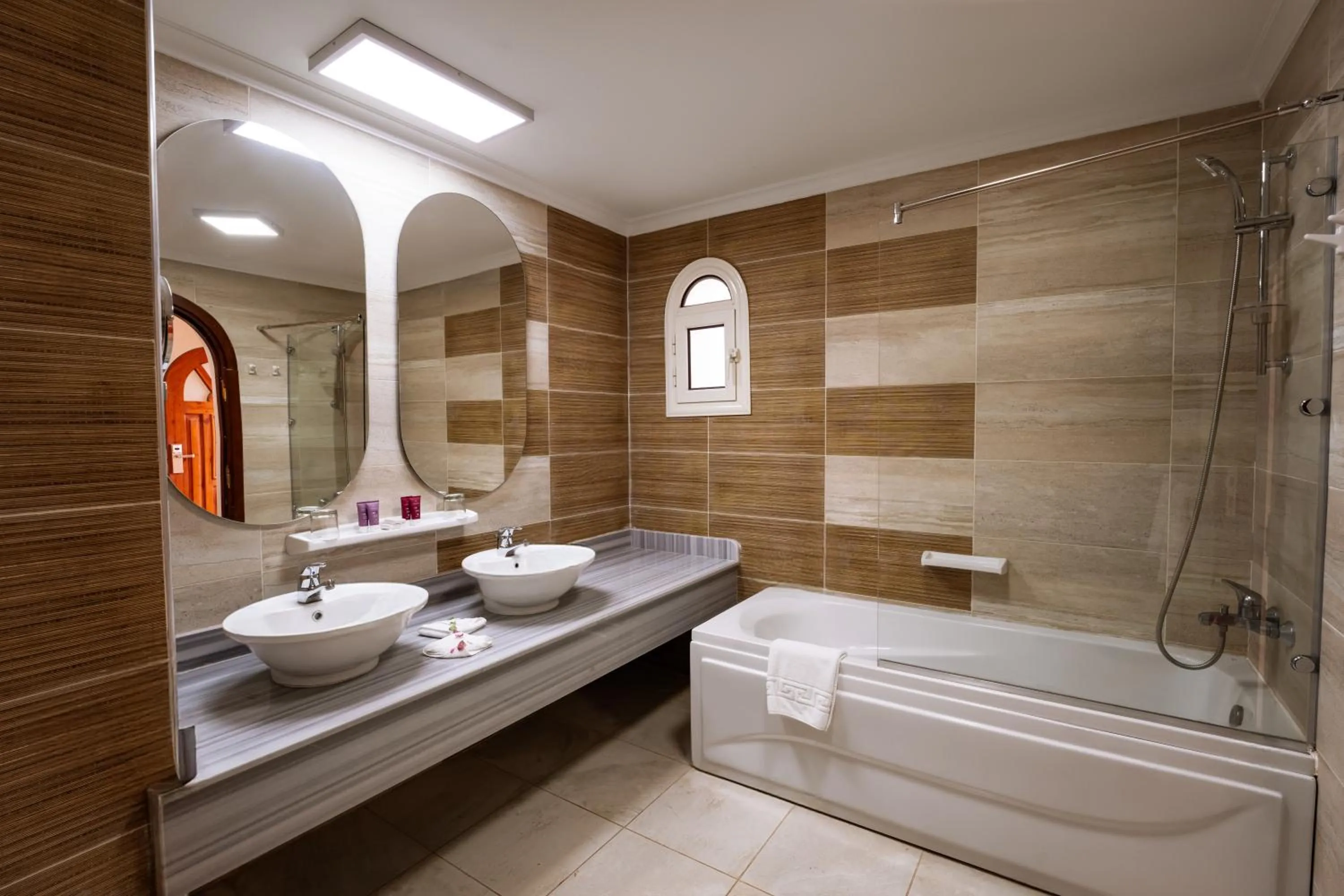 Bathroom in Seti Abu Simbel Lake Resort