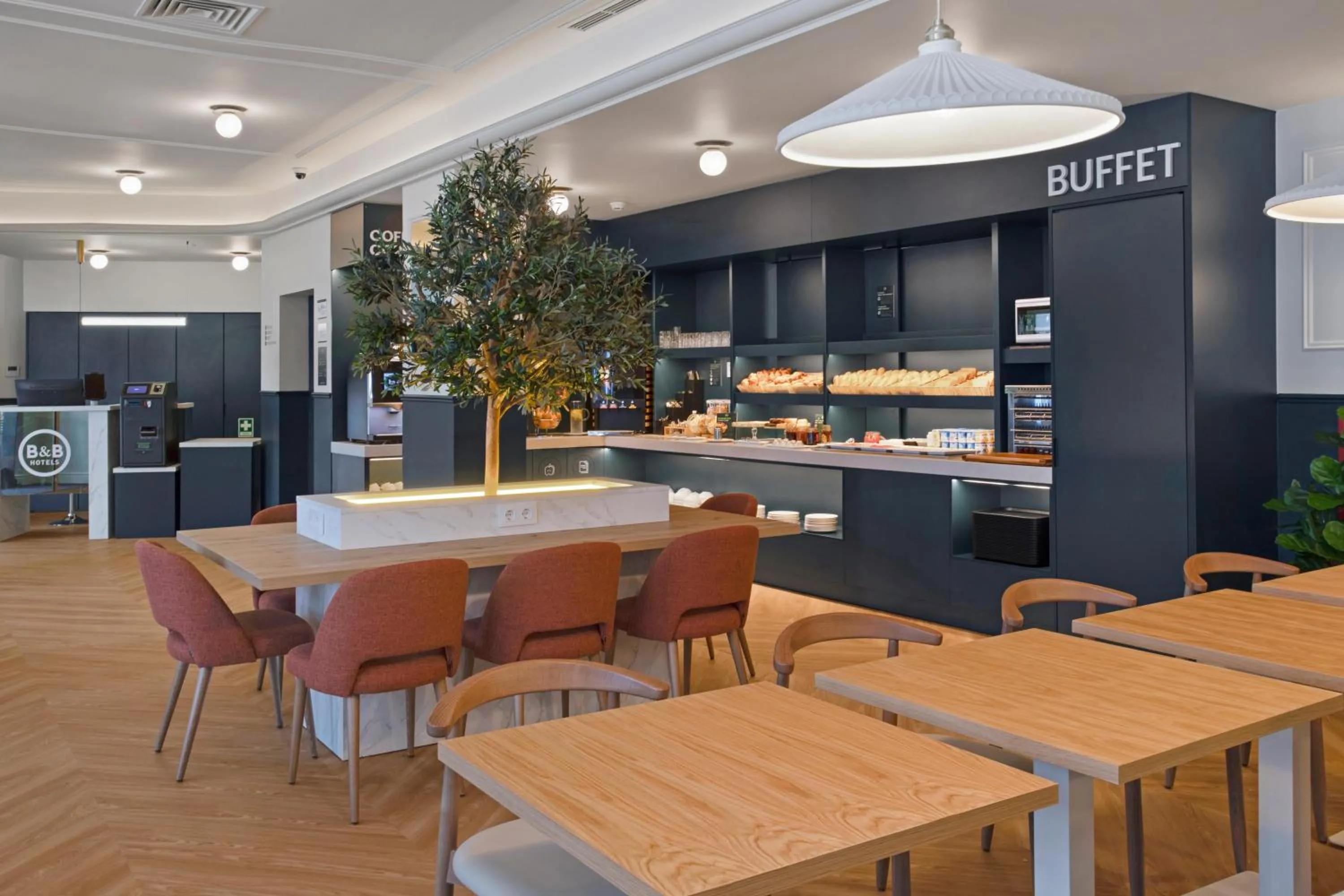 Dining area in B&B HOTEL Figueira Da Foz