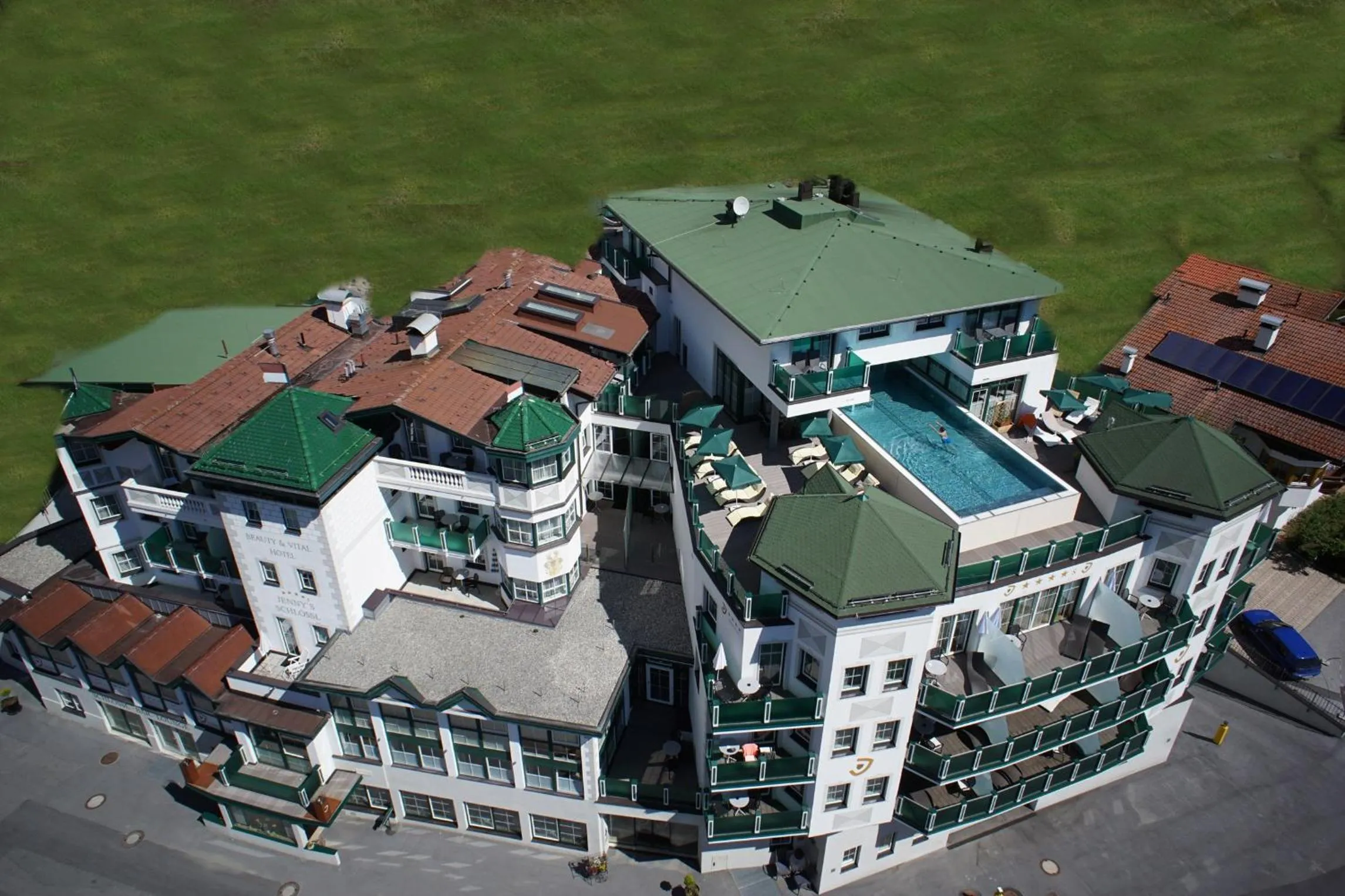 Property building in Hotel Jennys Schlössl