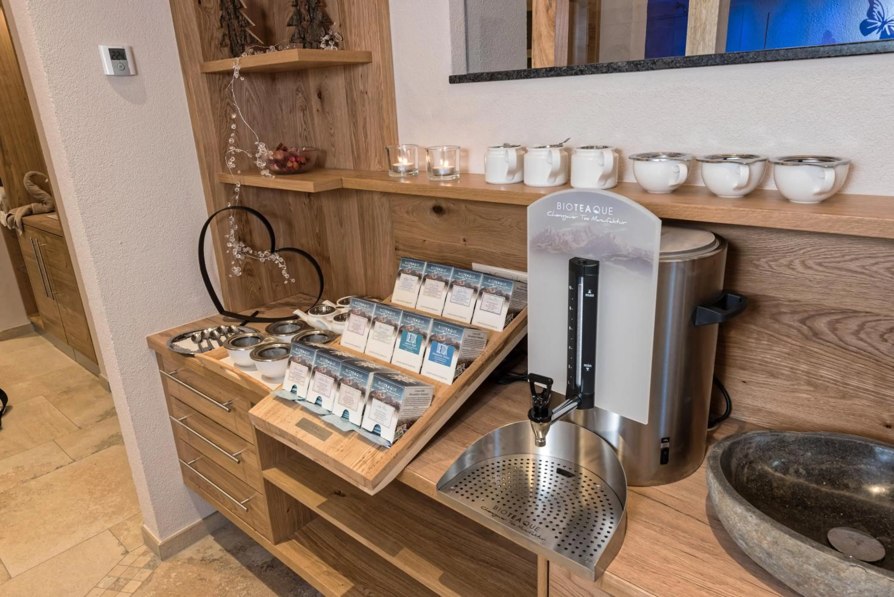 Buffet breakfast in Hotel Jennys Schlössl