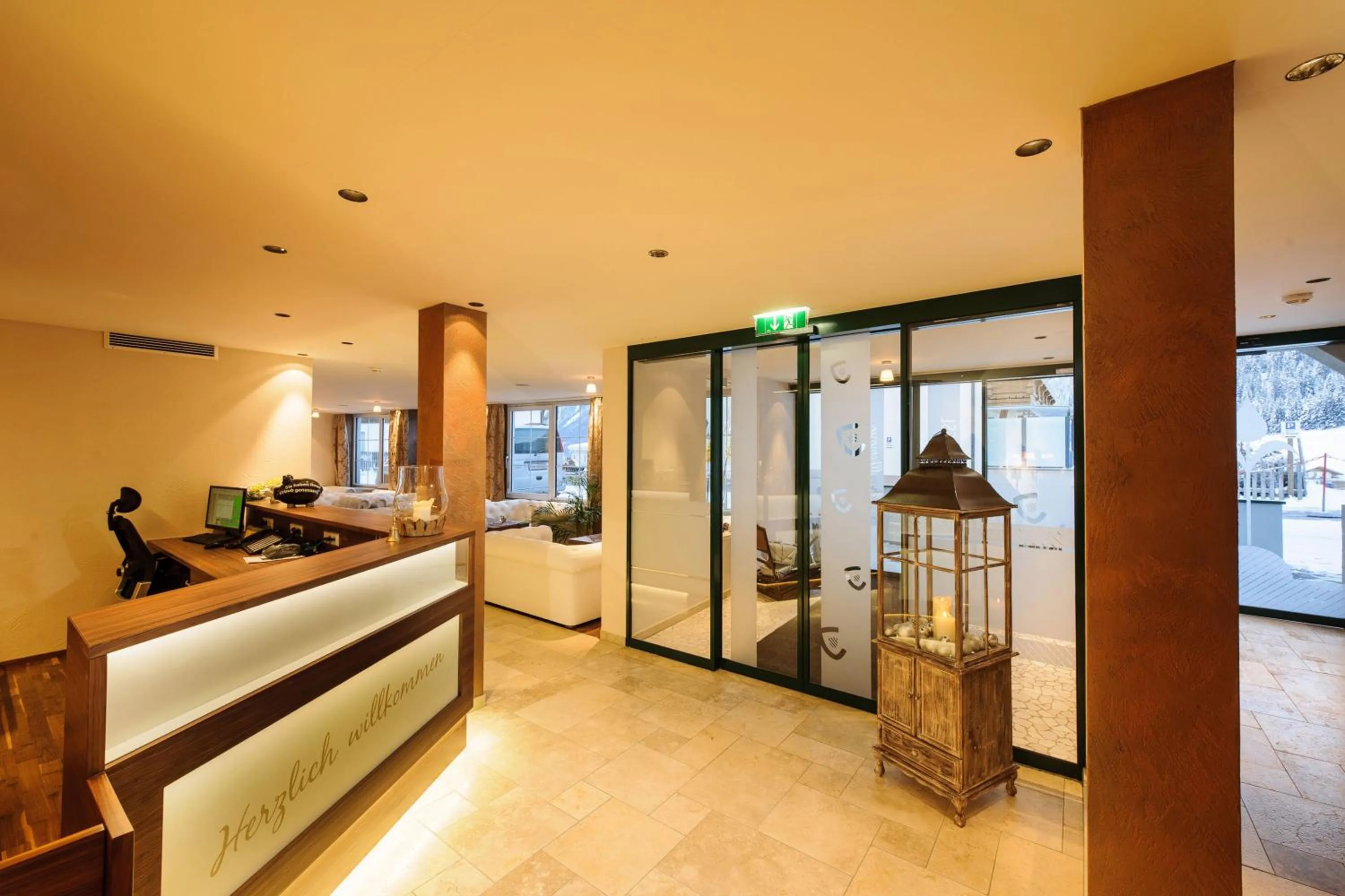 Lobby or reception, Bed in Hotel Jennys Schlössl