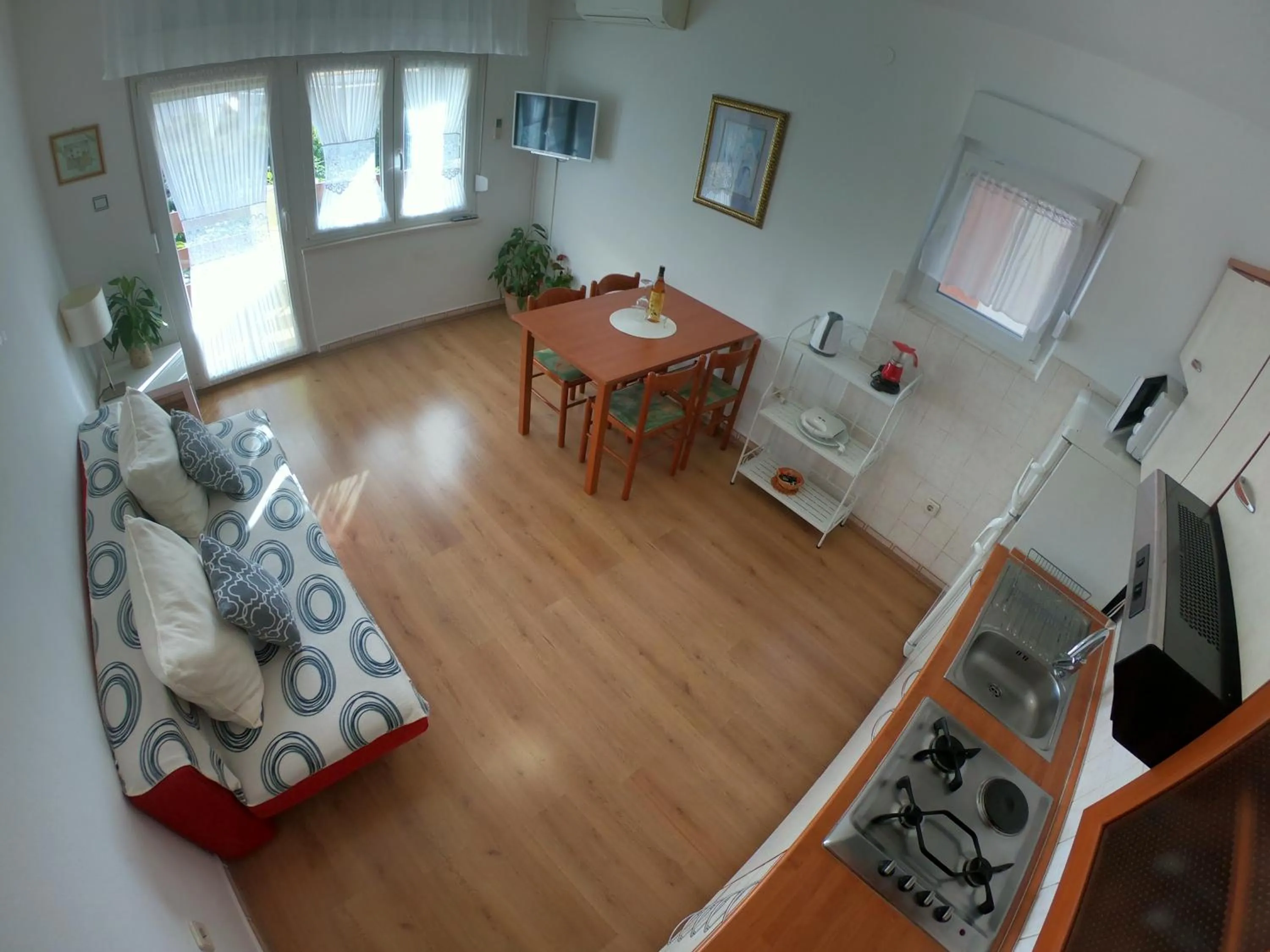 Dining area in Apartments Mima
