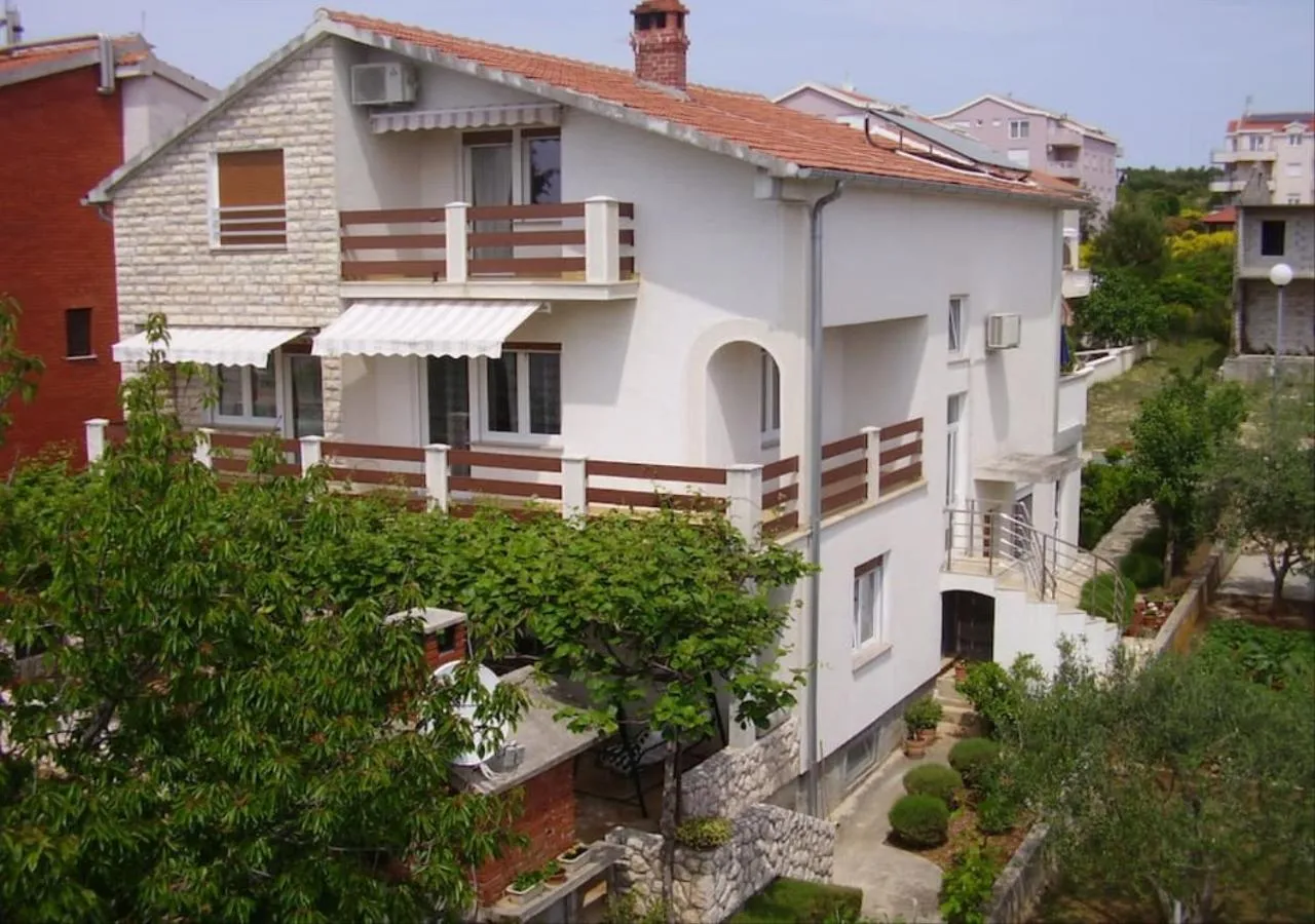 Property building in Apartments Mima