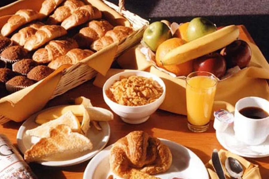 Breakfast in Hotel Madame Mere