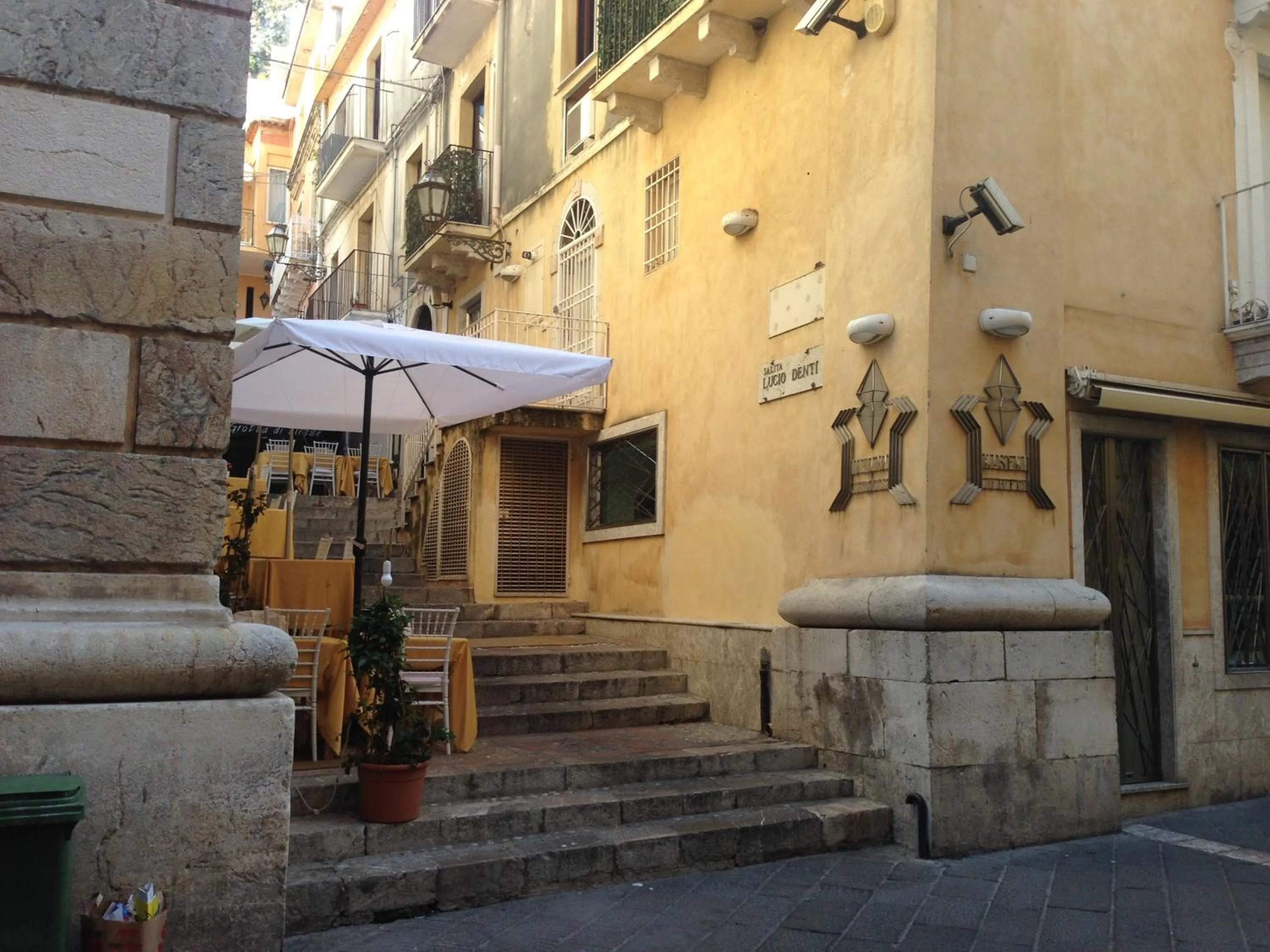 Property building in B&B Elegance