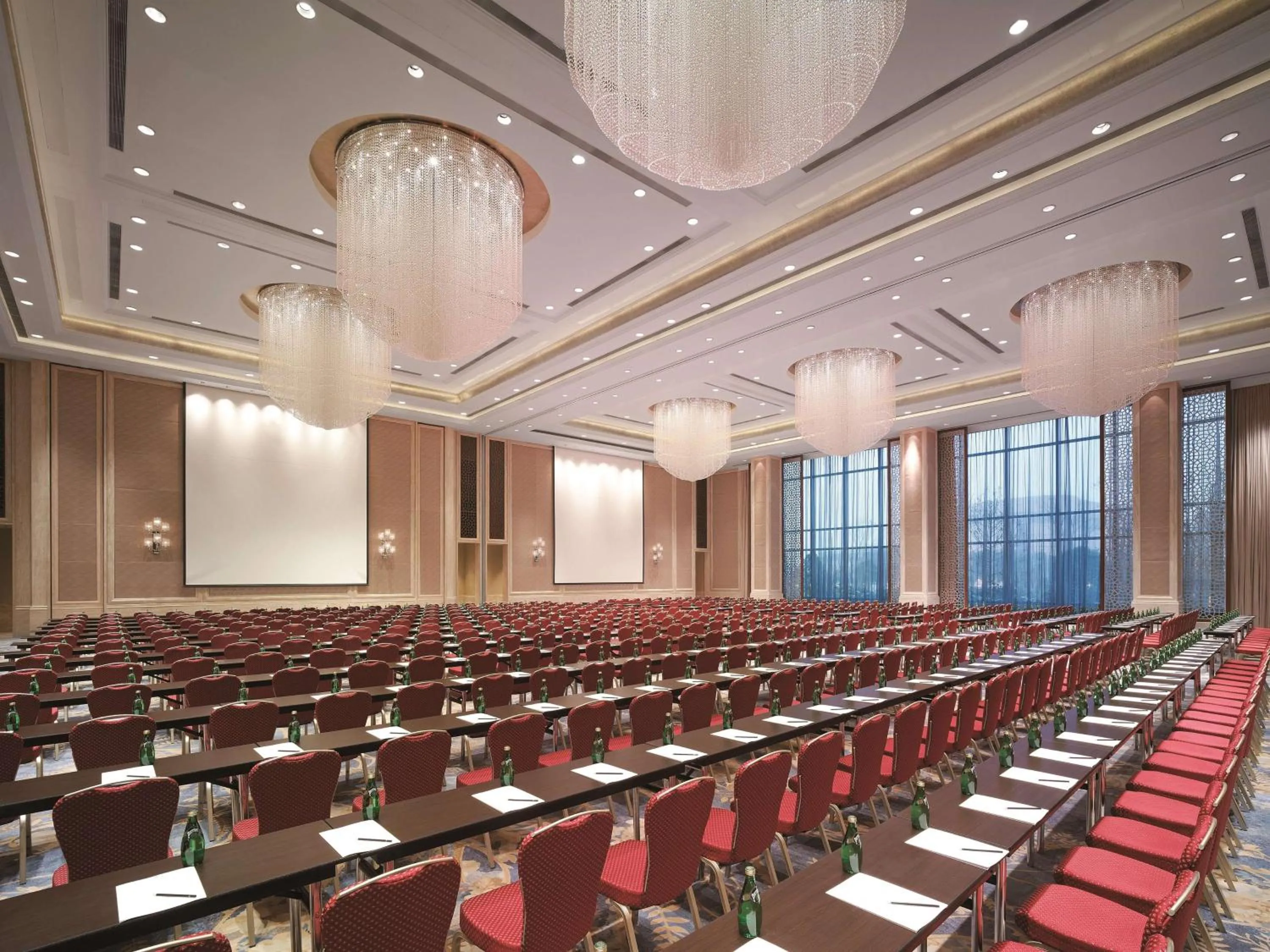 Photo of the whole room in Shangri-La Yangzhou