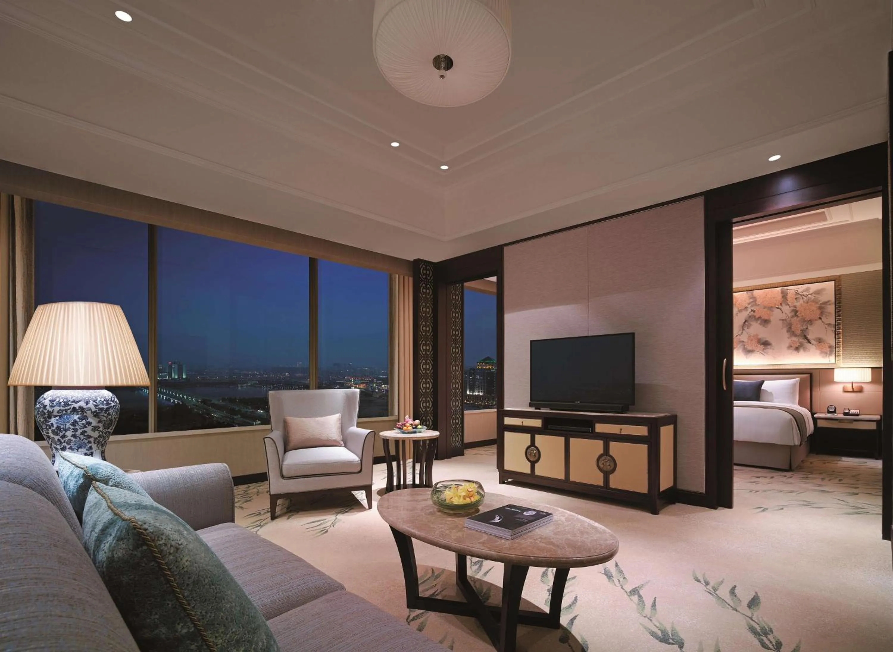 Photo of the whole room in Shangri-La Yangzhou