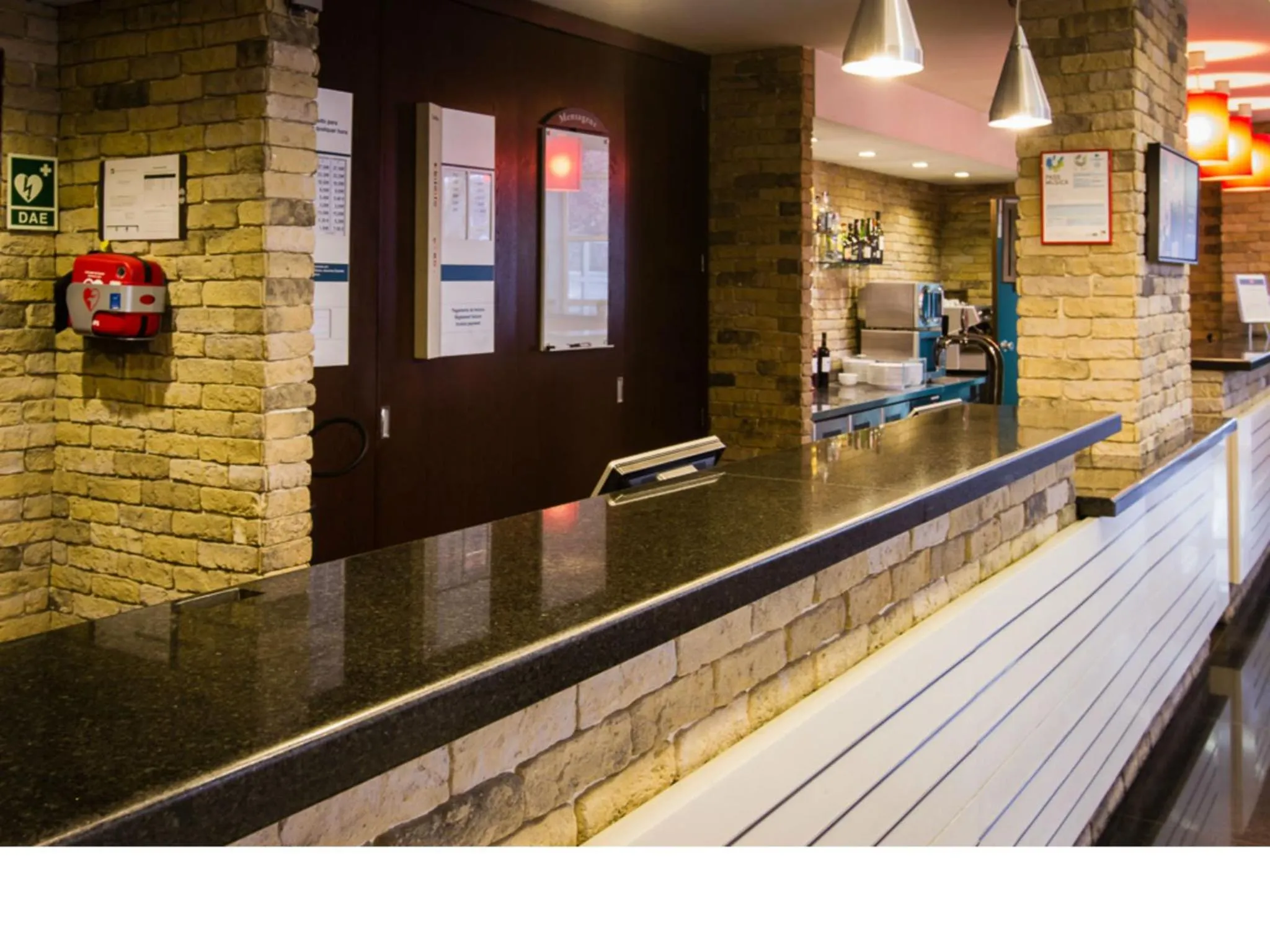 Lobby or reception in Hotel ibis Guimaraes