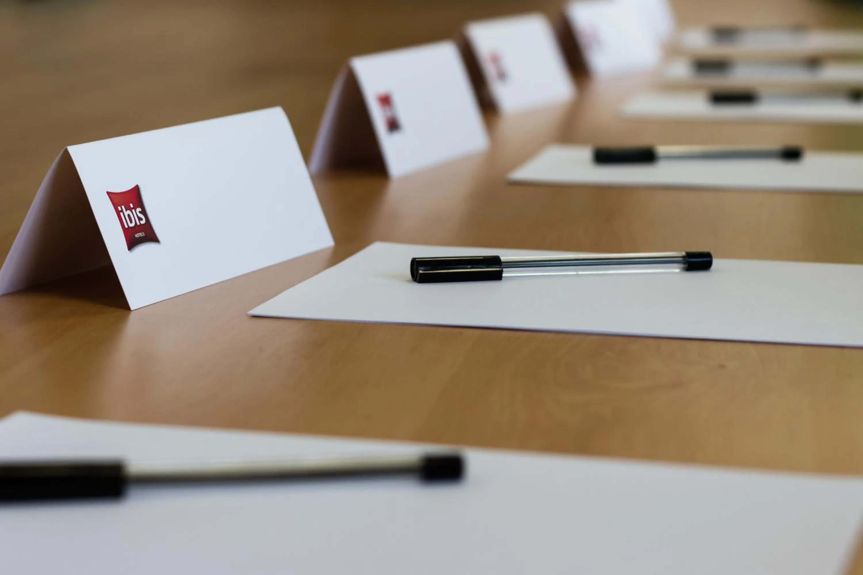 Business facilities in Hotel ibis Porto Sao Joao