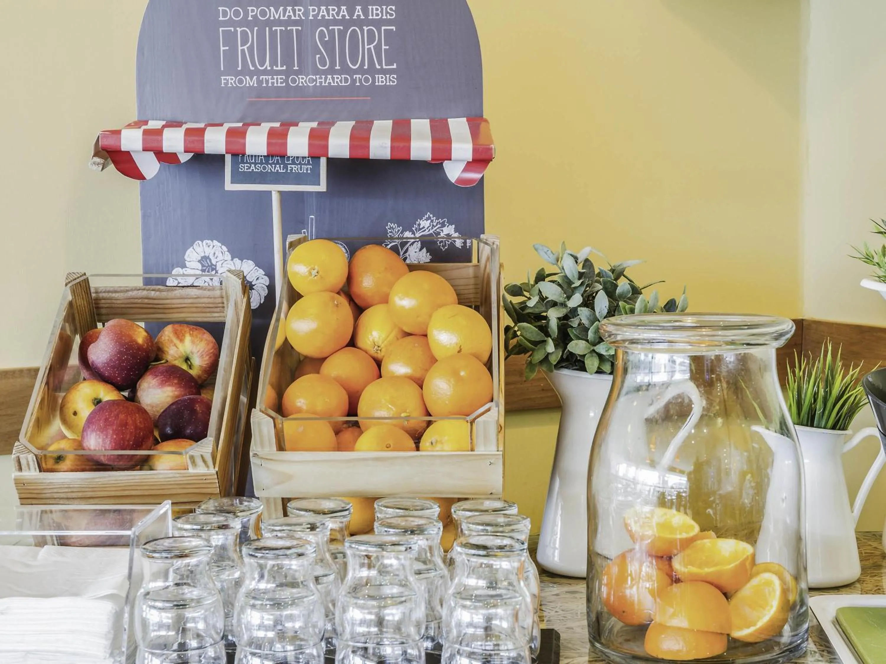 Breakfast in Hotel ibis Porto Sao Joao