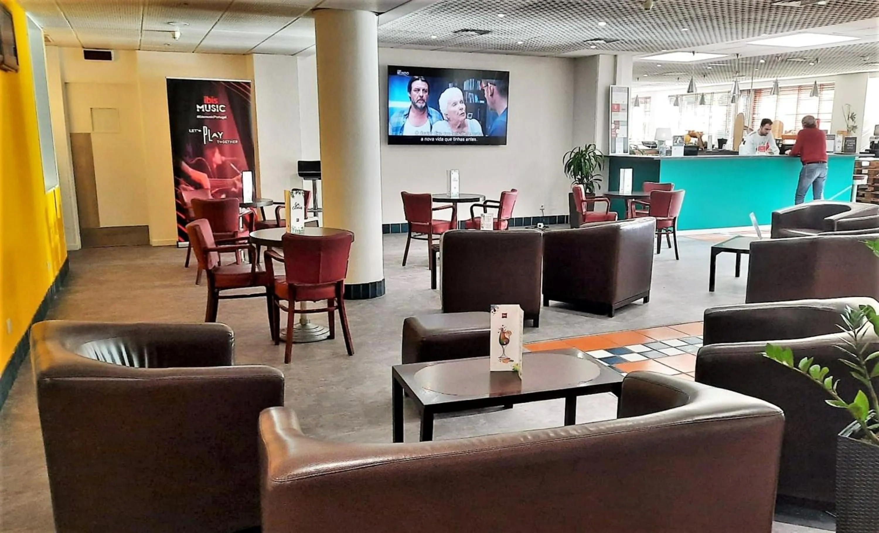 Restaurant/places to eat in Hotel ibis Porto Sul Europarque