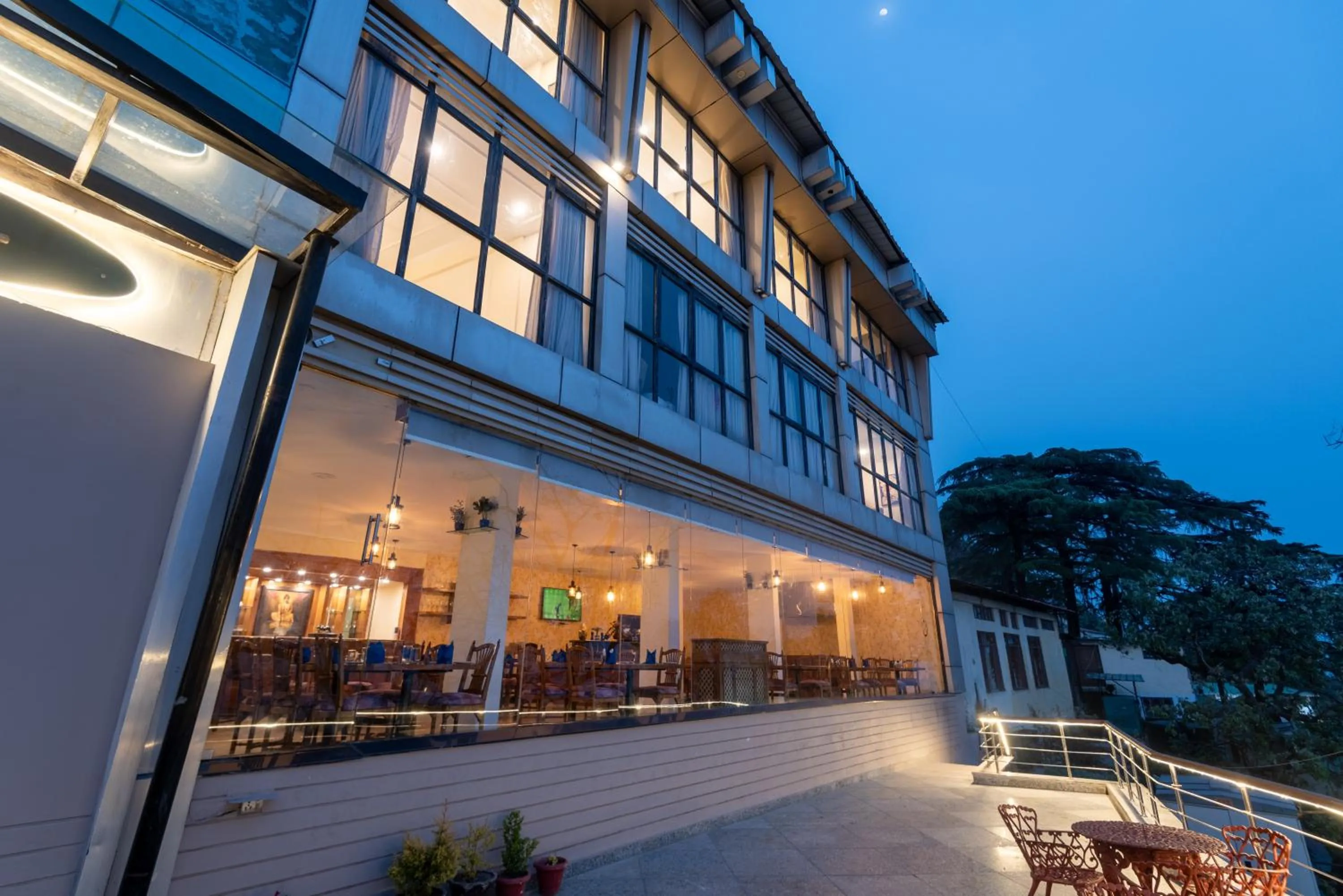 Balcony/Terrace in Tulip Inn Green Castle Mall road