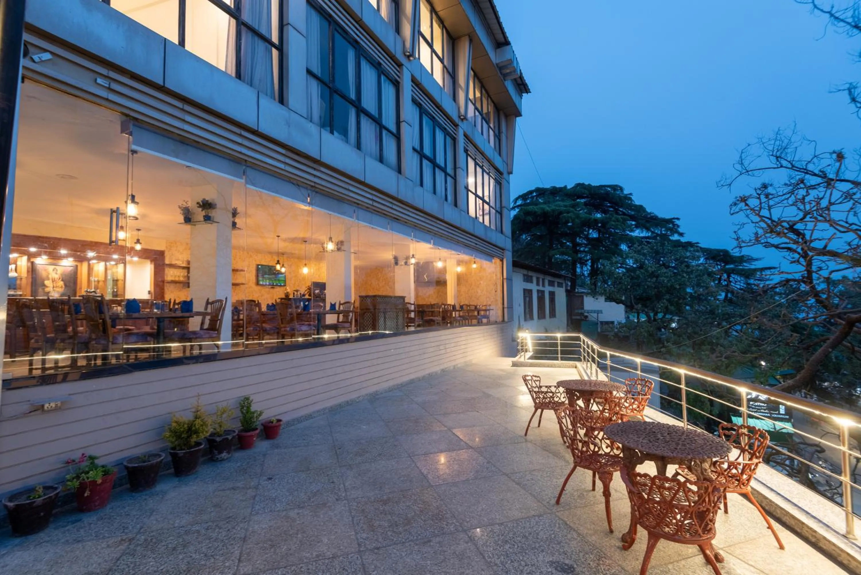 Balcony/Terrace in Tulip Inn Green Castle Mall road