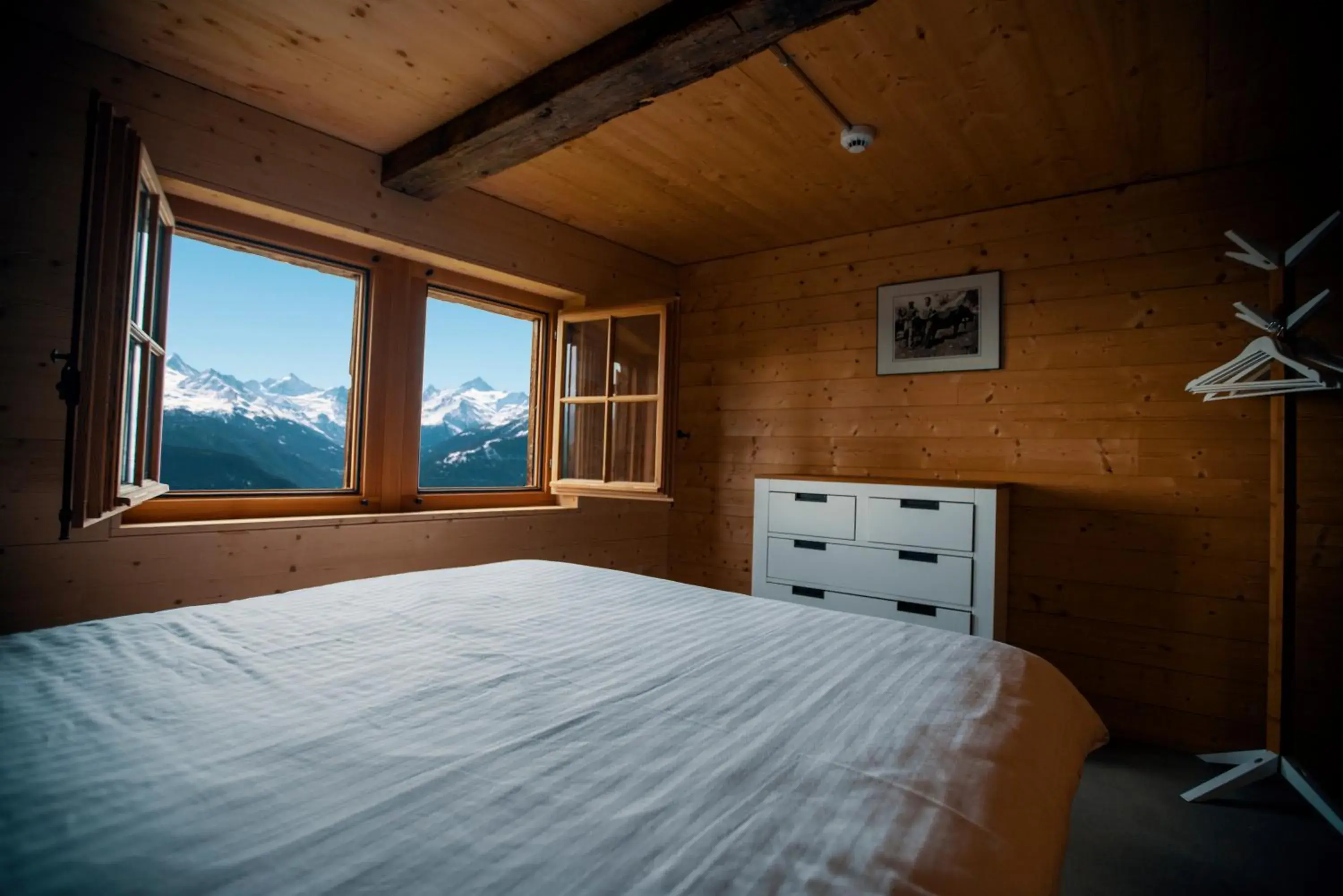 Three-Bedroom Chalet in Le Mayen de Colombire Three-Bedroom Chalet in Le Mayen de Colombire