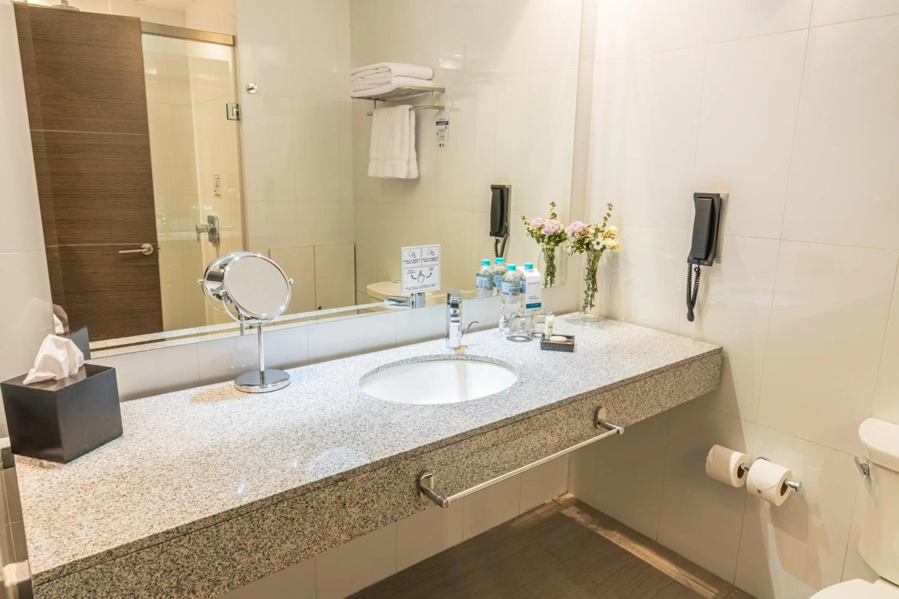 Toilet in Sonesta Hotel Arequipa