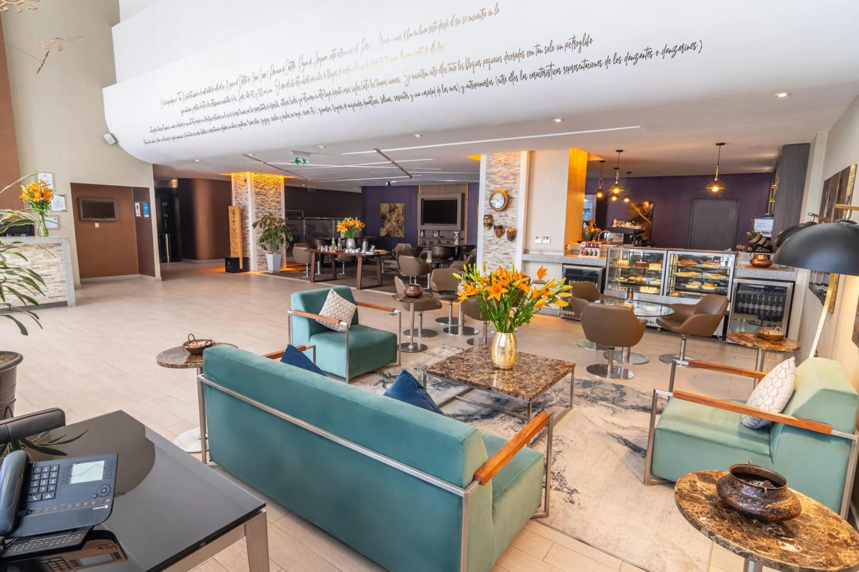 Living room in Sonesta Hotel Arequipa