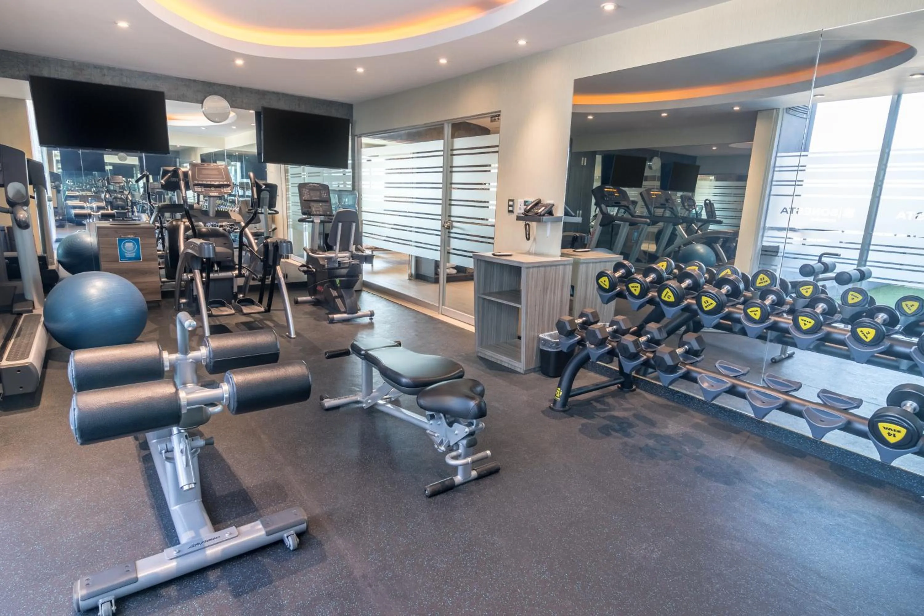 Fitness centre/facilities in Sonesta Hotel Arequipa