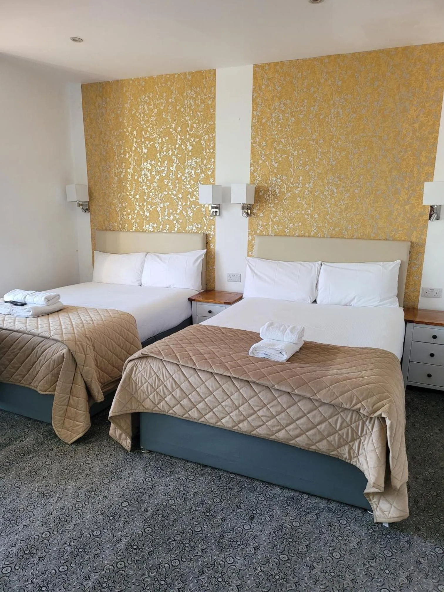 Bed in Atlantic Seafront