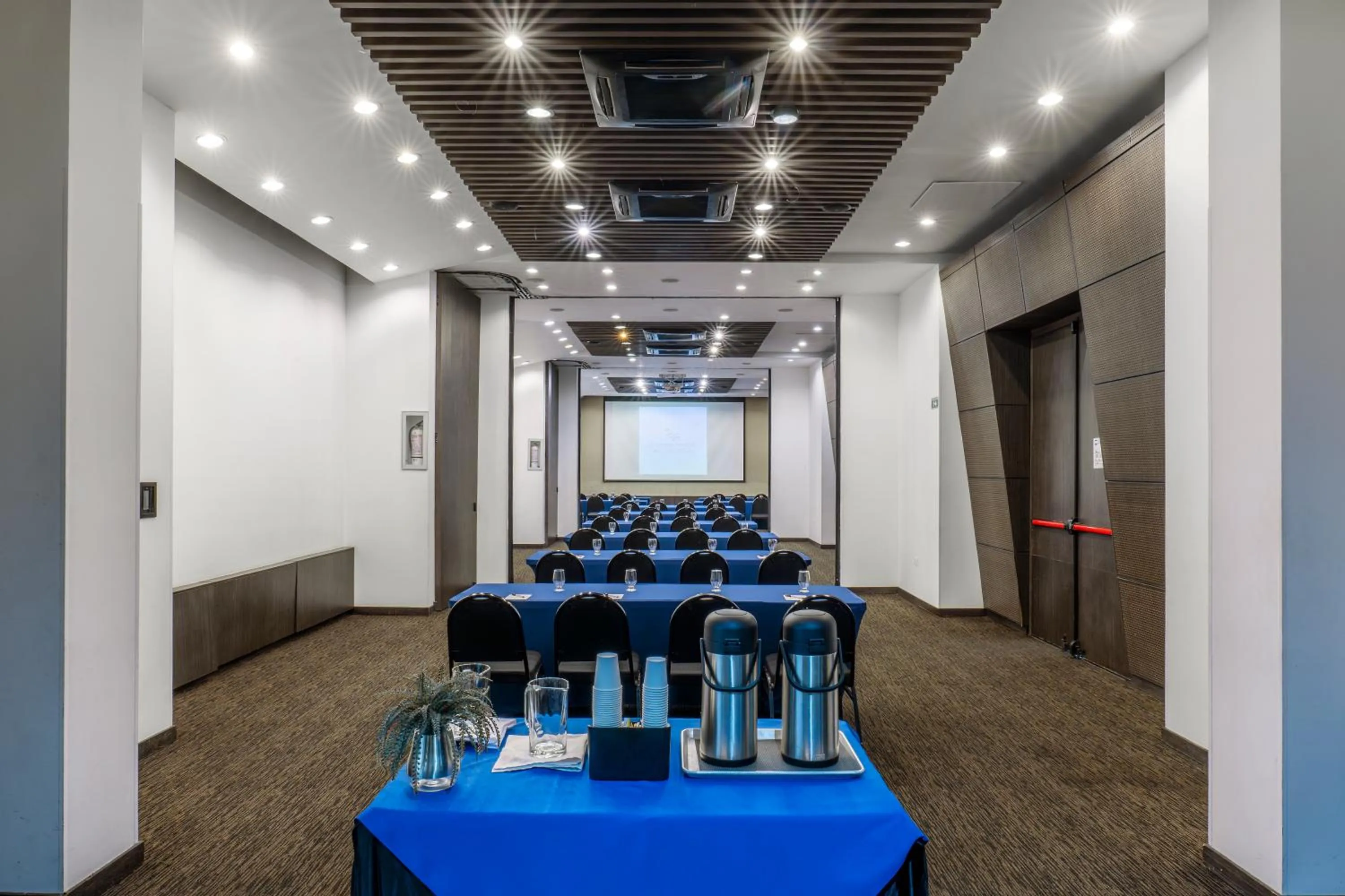 Business facilities in Hotel CasaBlanca Cucuta