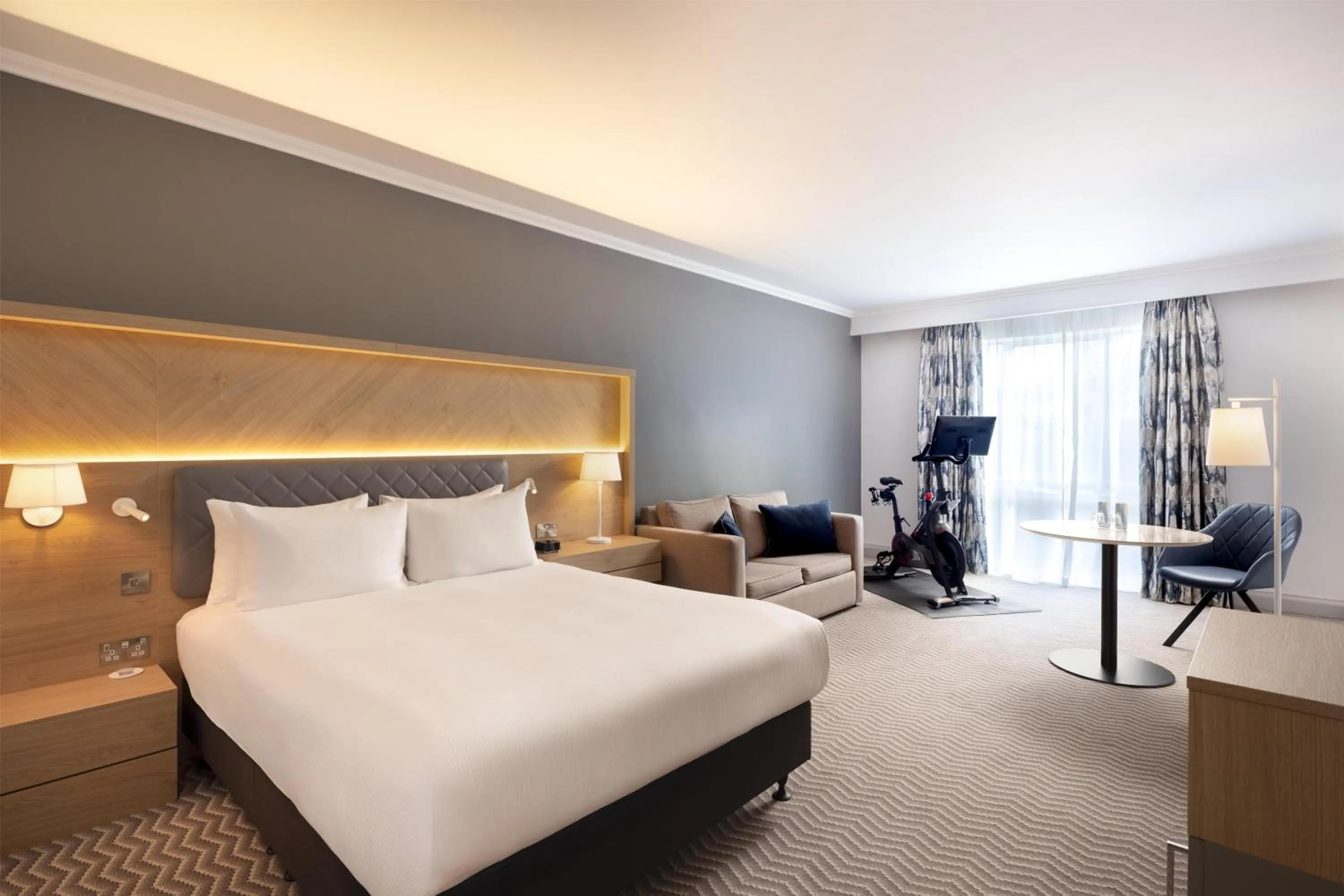 Bed in Hilton Northampton Hotel