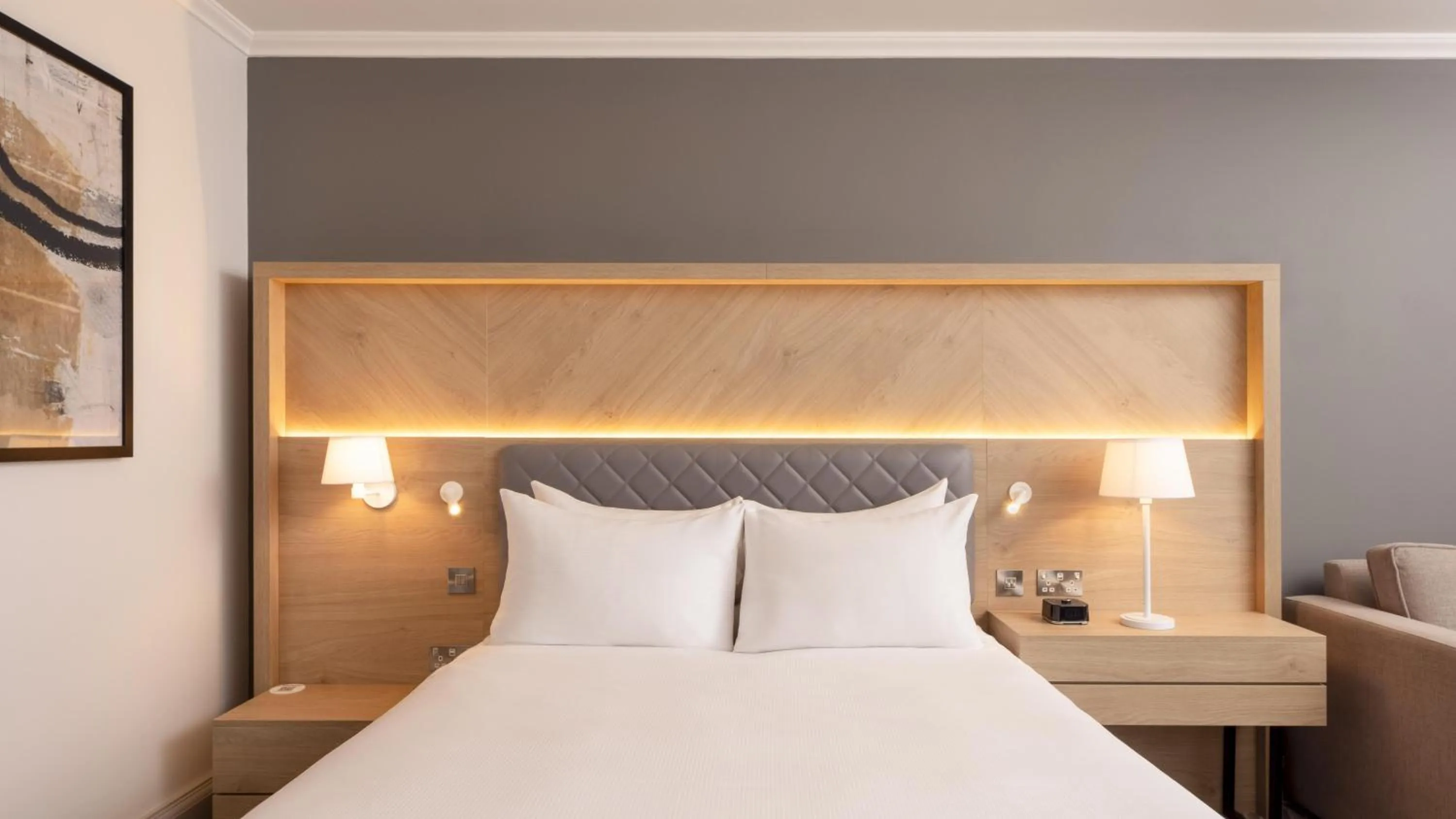 Bed in Hilton Northampton Hotel