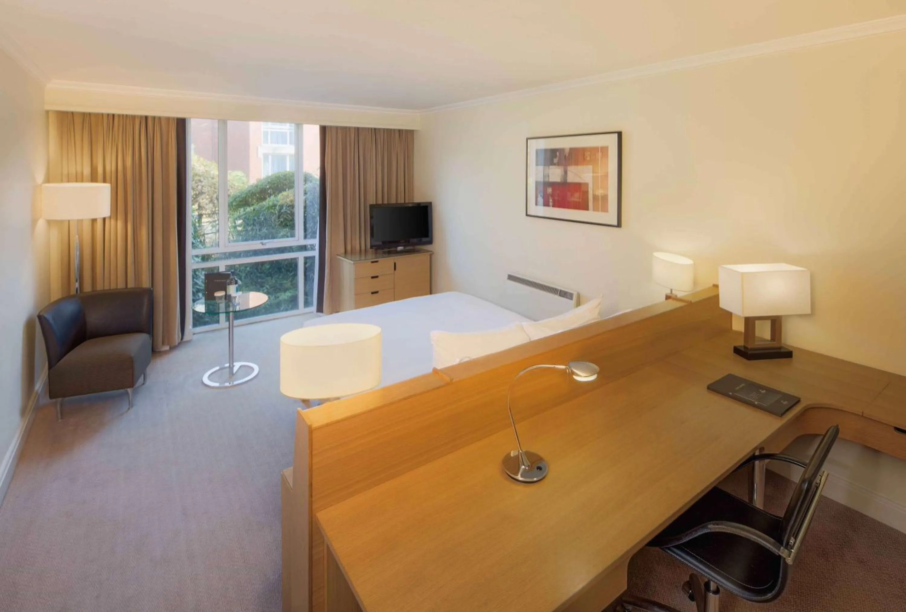 Bed in Hilton Northampton Hotel