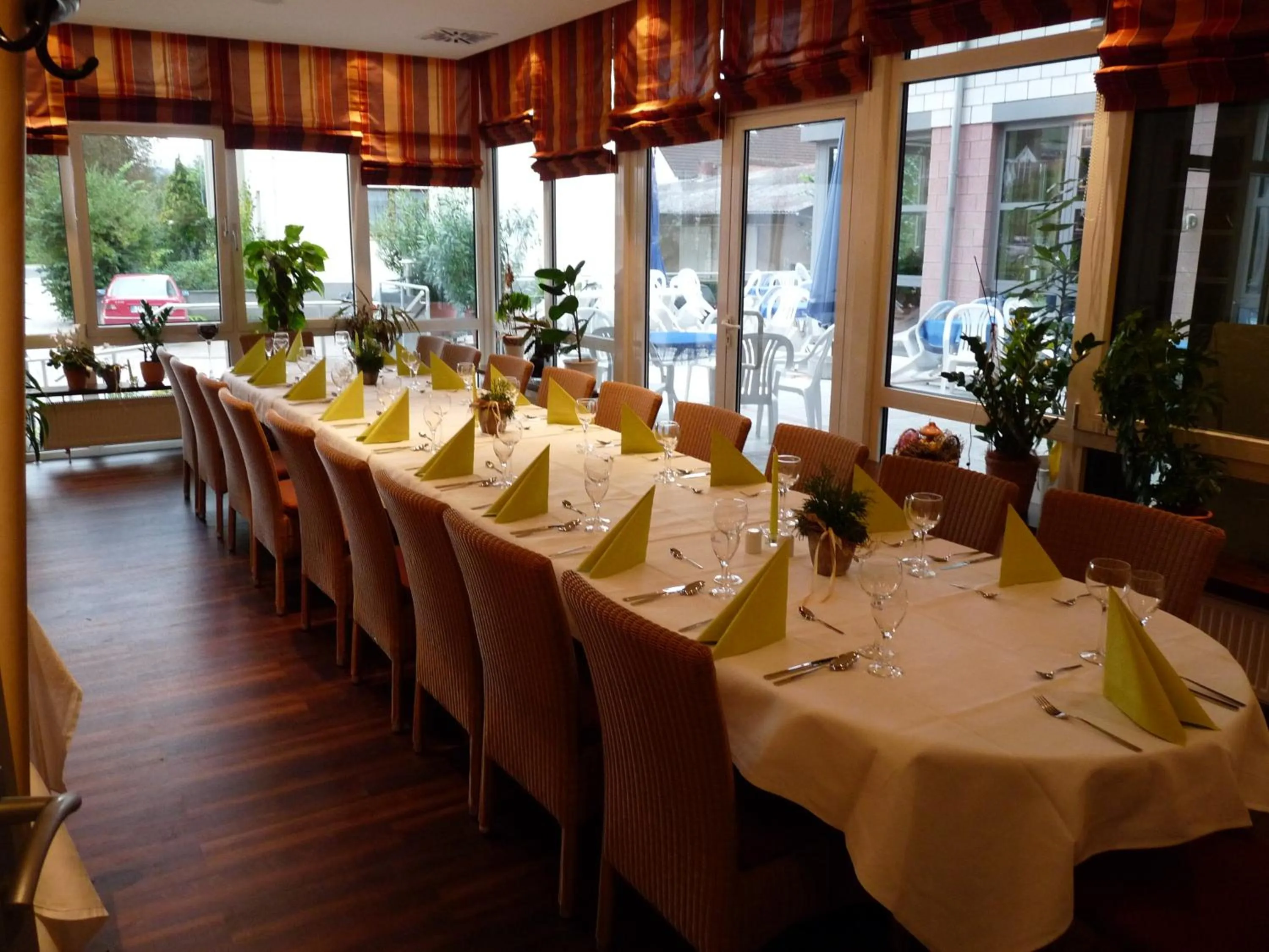 Restaurant/places to eat in Westfälischer Hof