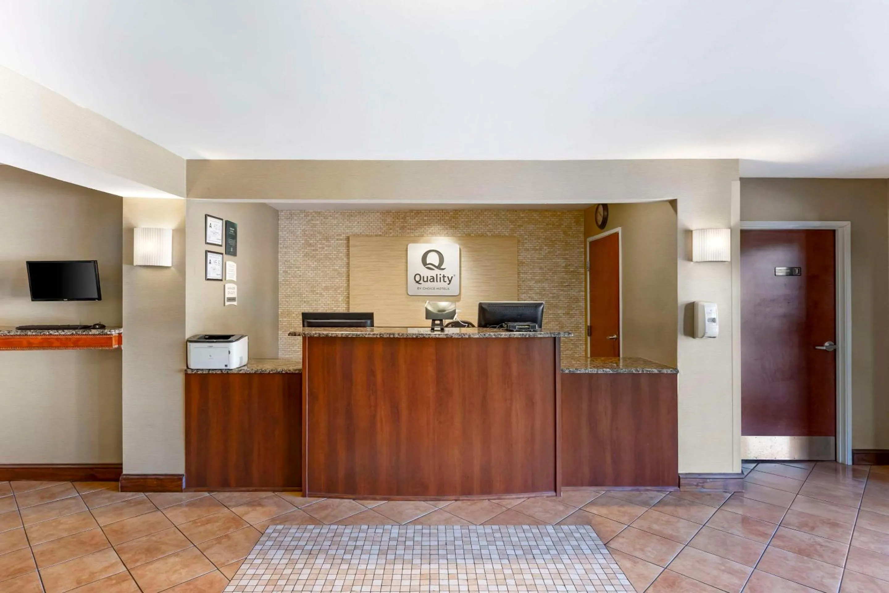 Lobby or reception in Quality Inn Raleigh Downtown