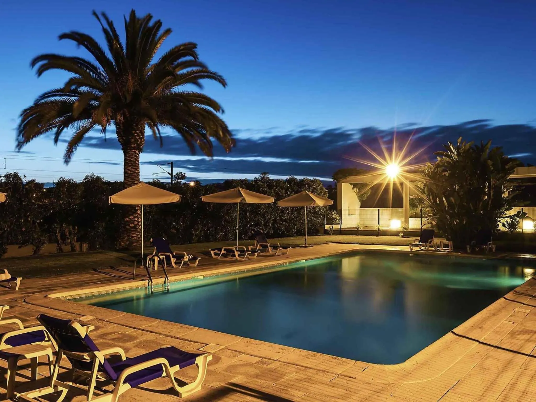 Lounge or bar in Hotel ibis Faro Algarve