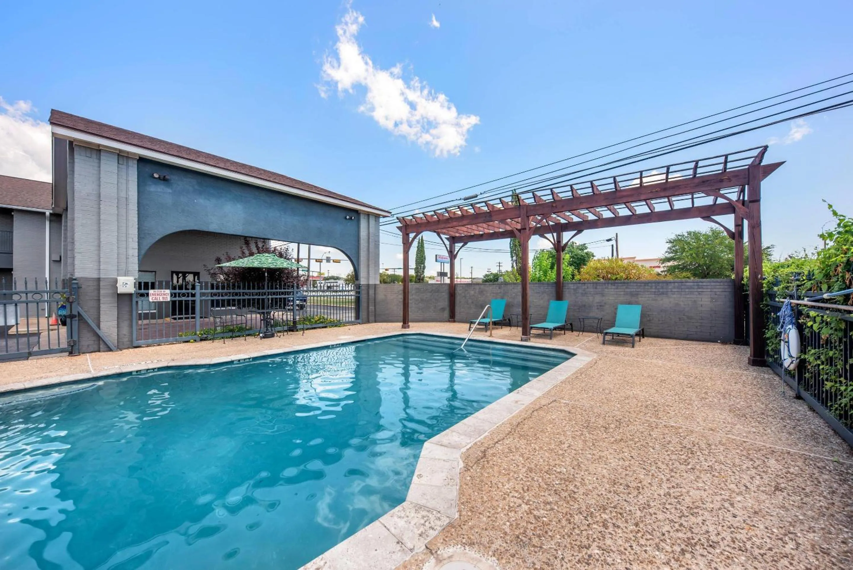 Swimming pool in Quality Inn Near Lake Marble Falls