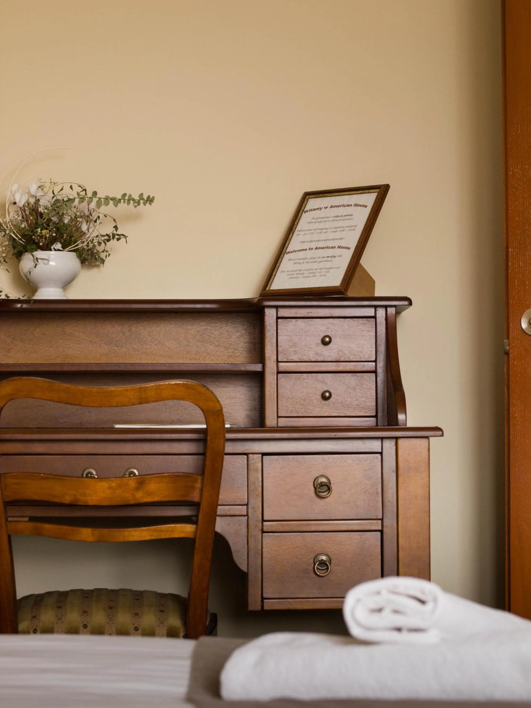 Bed in American House Baletowa