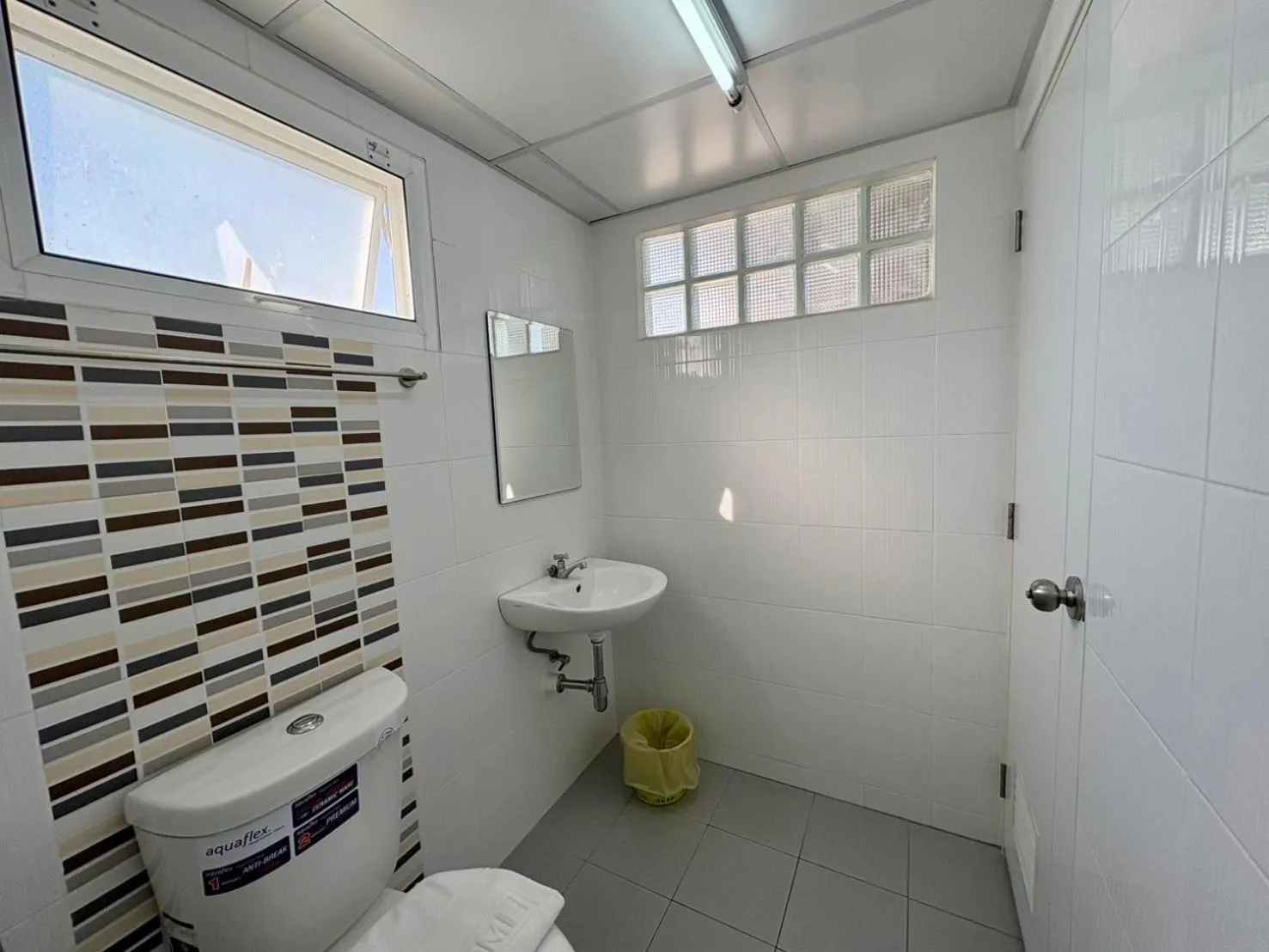 Shower in U Sabai Hotel Bangkok