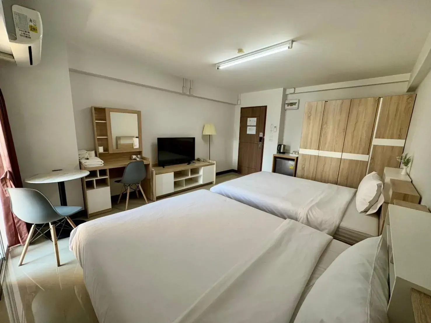 Standard Twin Room in U Sabai Hotel Bangkok Standard Twin Room in U Sabai Hotel Bangkok