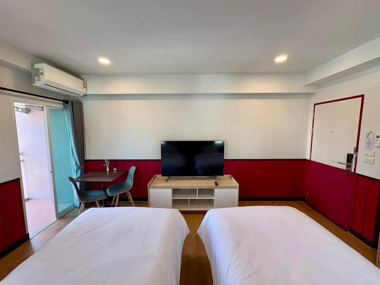 TV and multimedia, Bed in U Sabai Hotel Bangkok