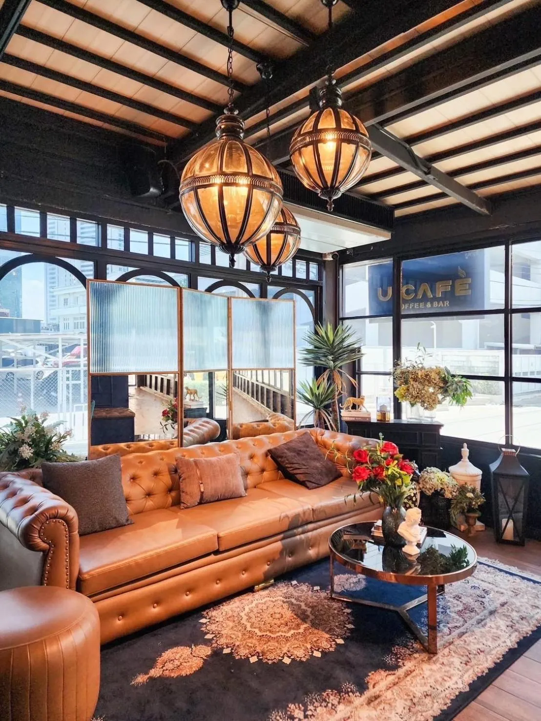 Seating area in U Sabai Hotel Bangkok