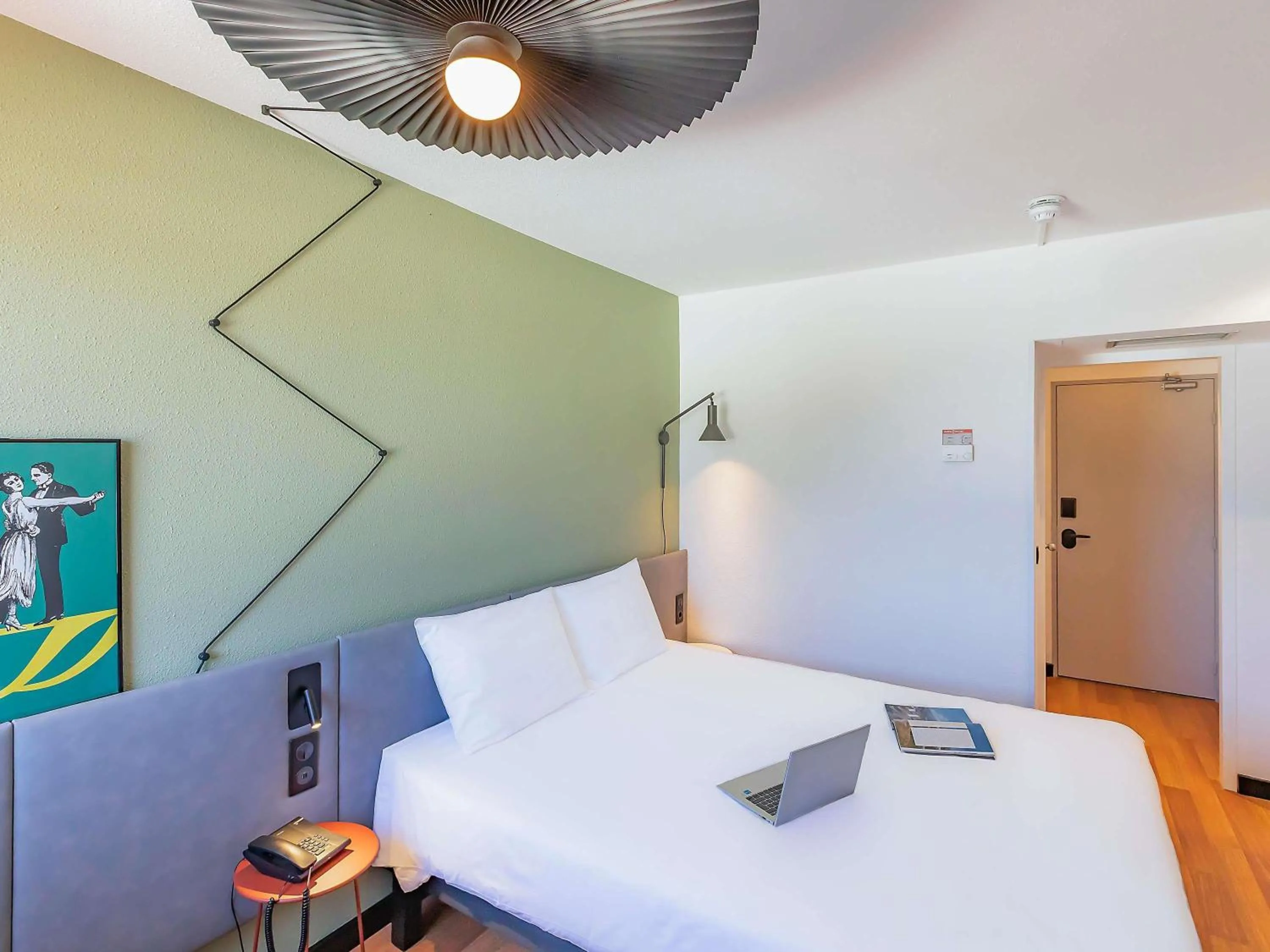 Bedroom, Bed in Hotel ibis Evora