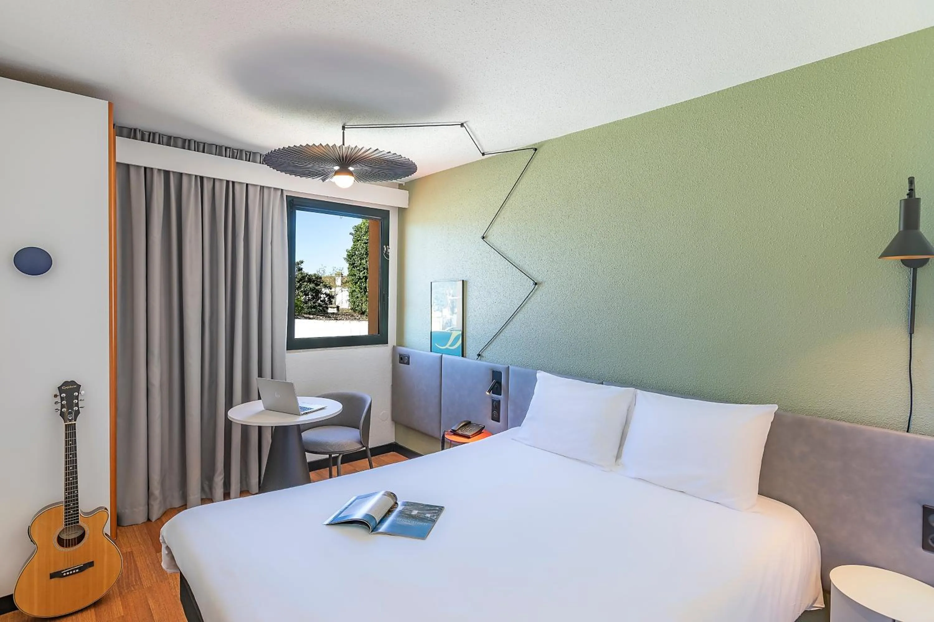 Bed in Hotel ibis Evora