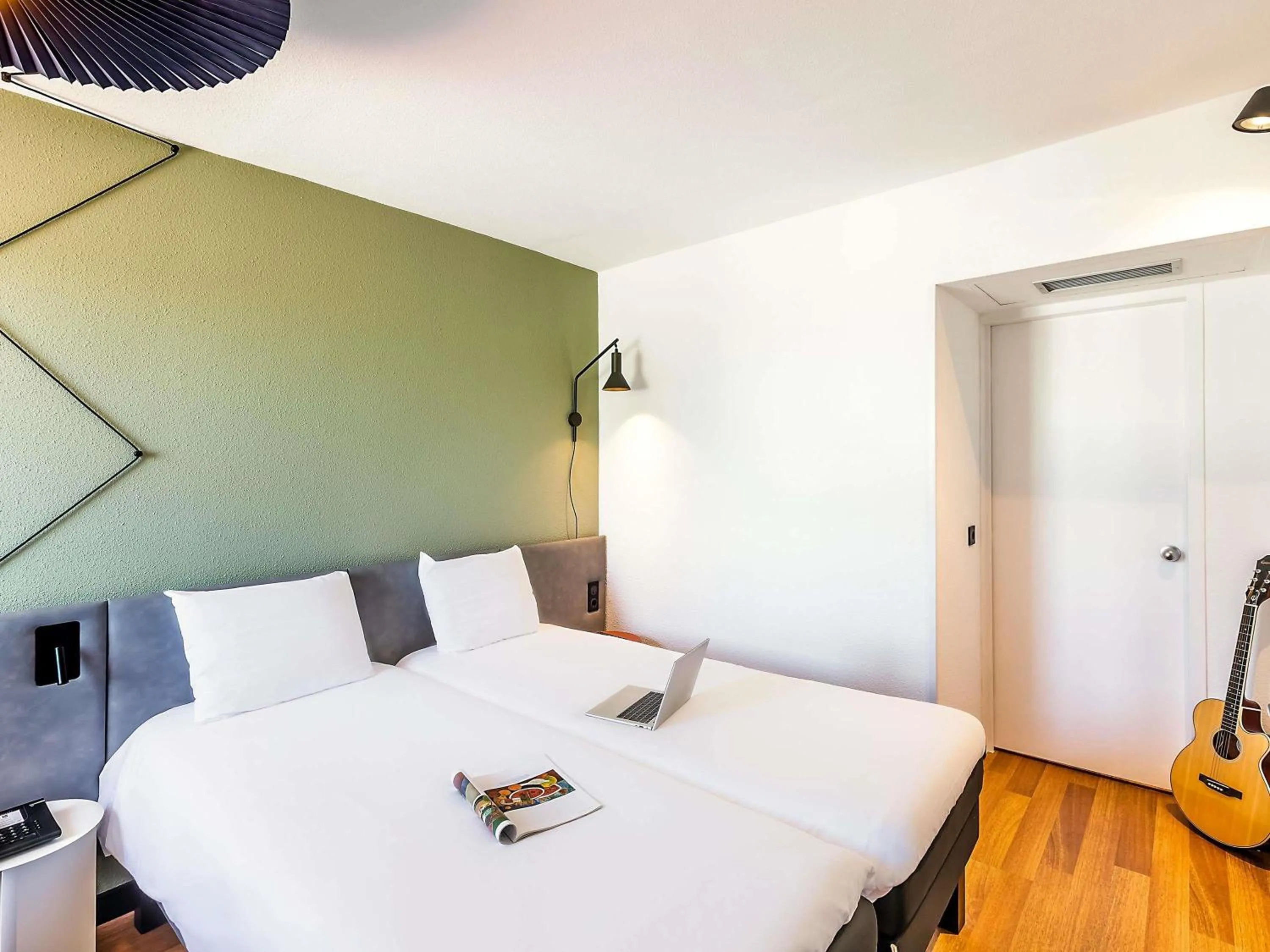 Bedroom, Bed in Hotel ibis Evora