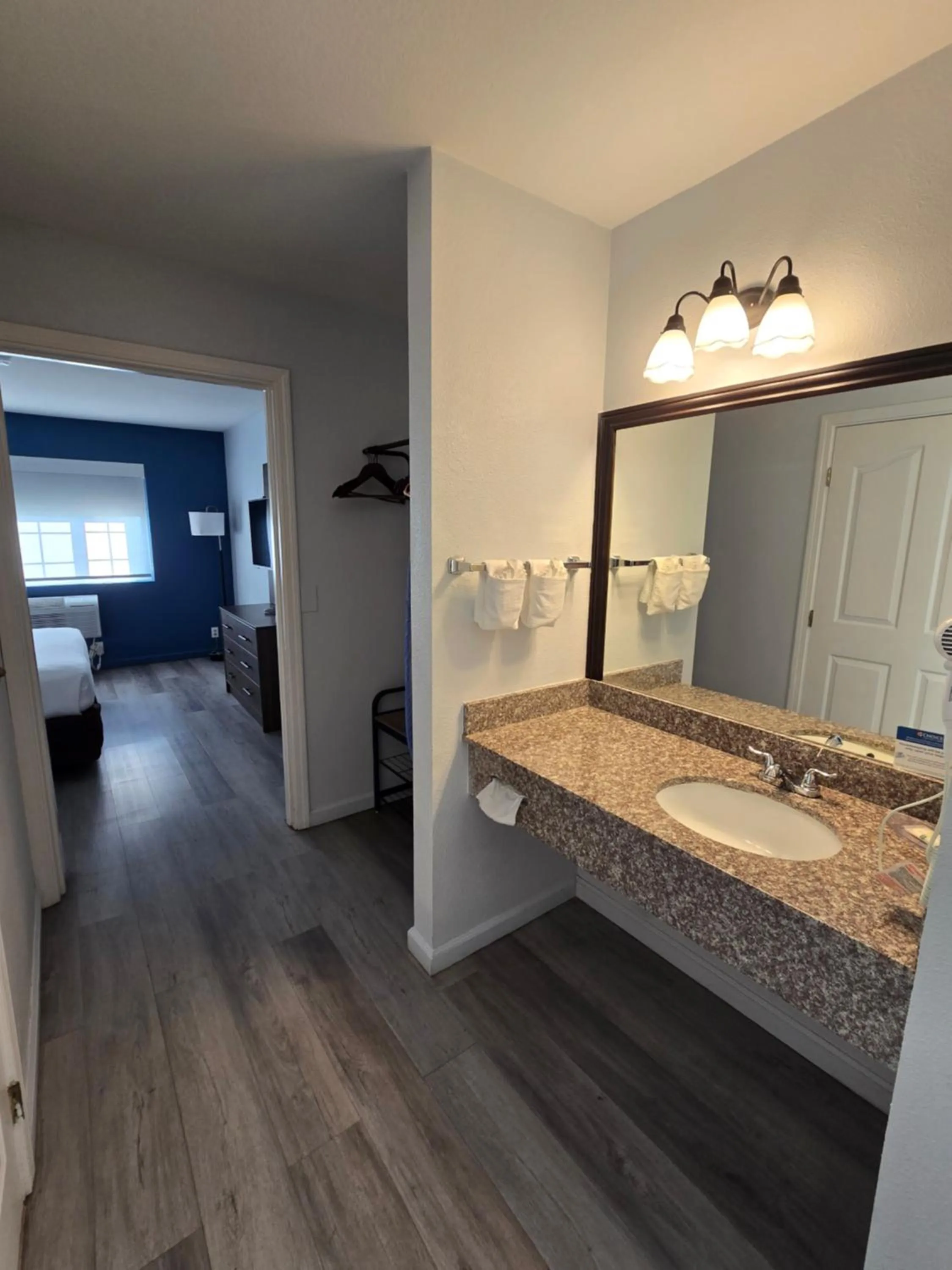 Bathroom in Quality Inn & Suites Tulare