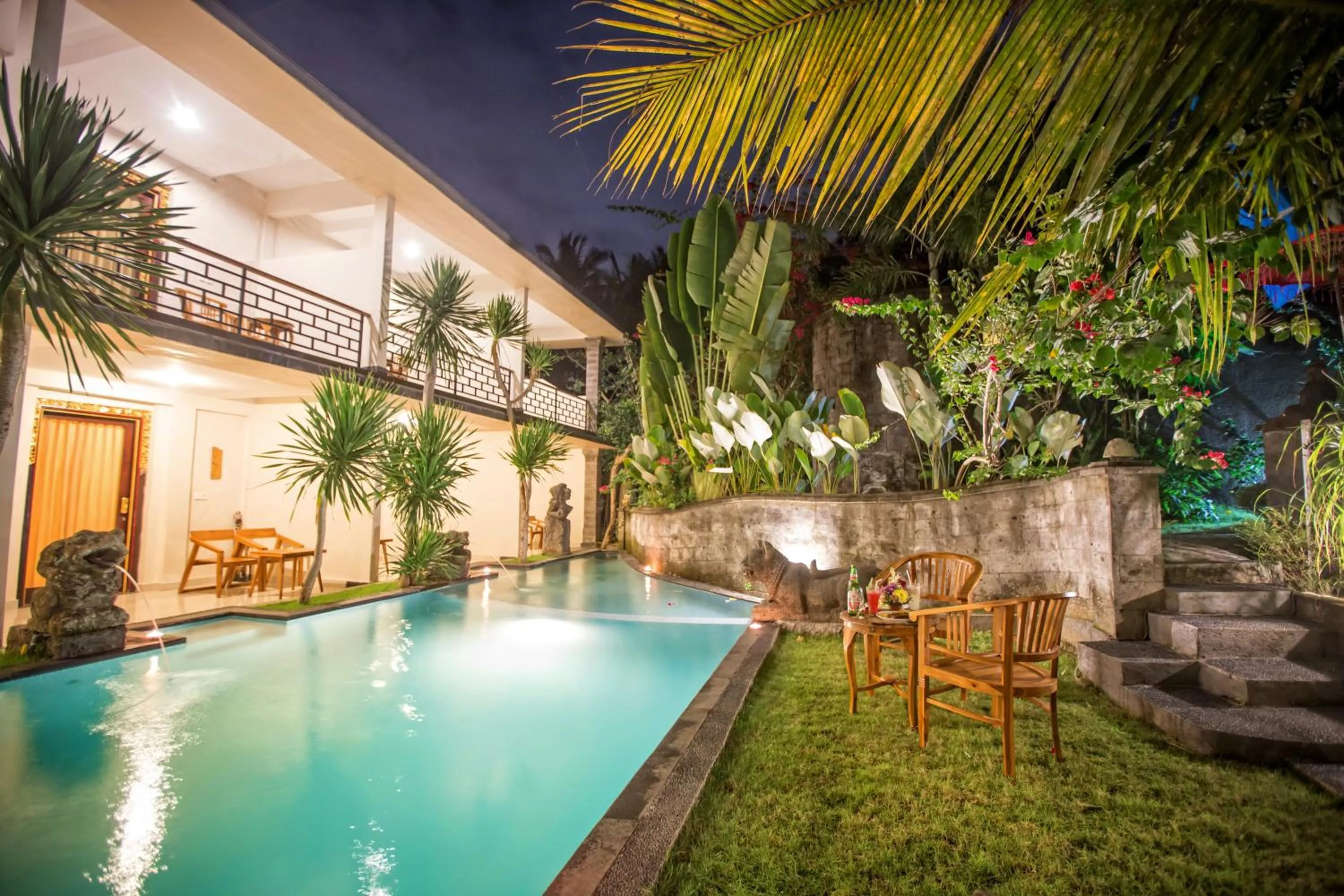 Swimming pool in Asri Sari Ubud Villa & Resort