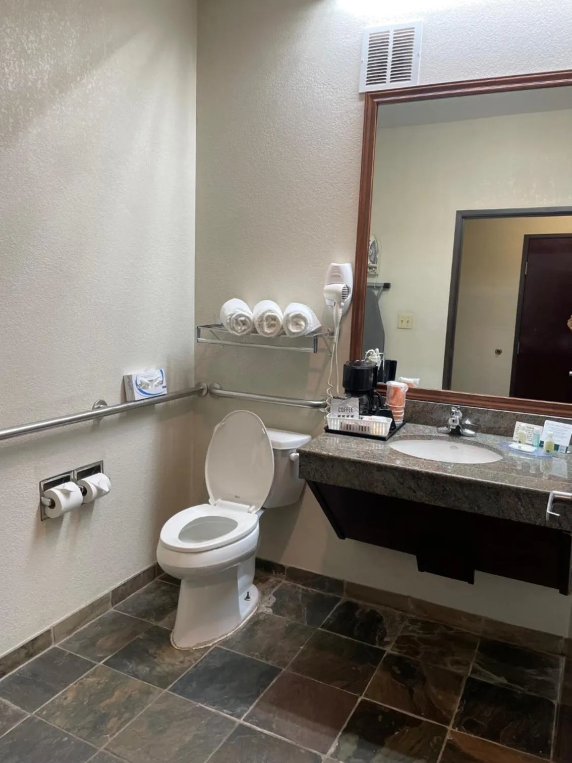 Toilet in Quality Inn & Suites Seabrook- NASA- Kemah