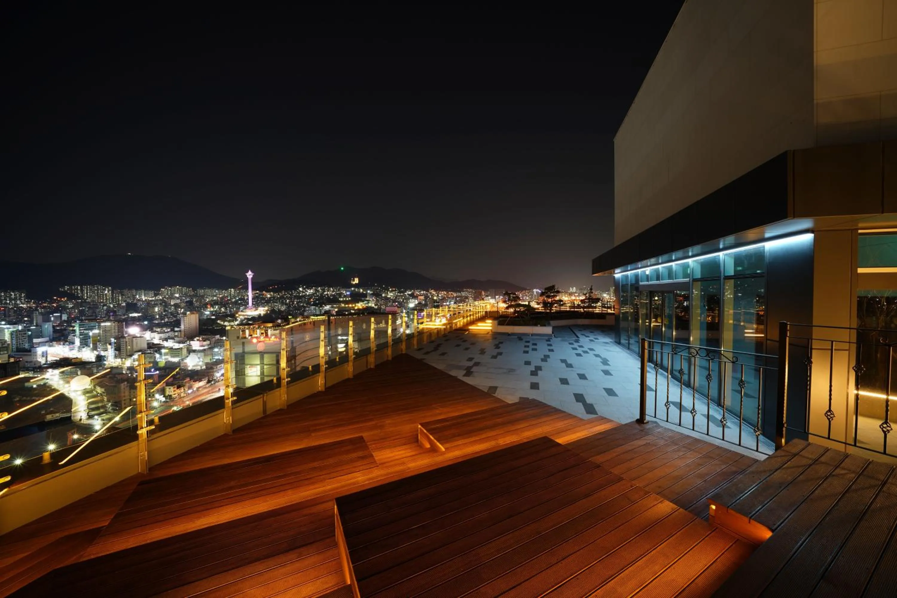 Balcony/Terrace in Lavalse Hotel