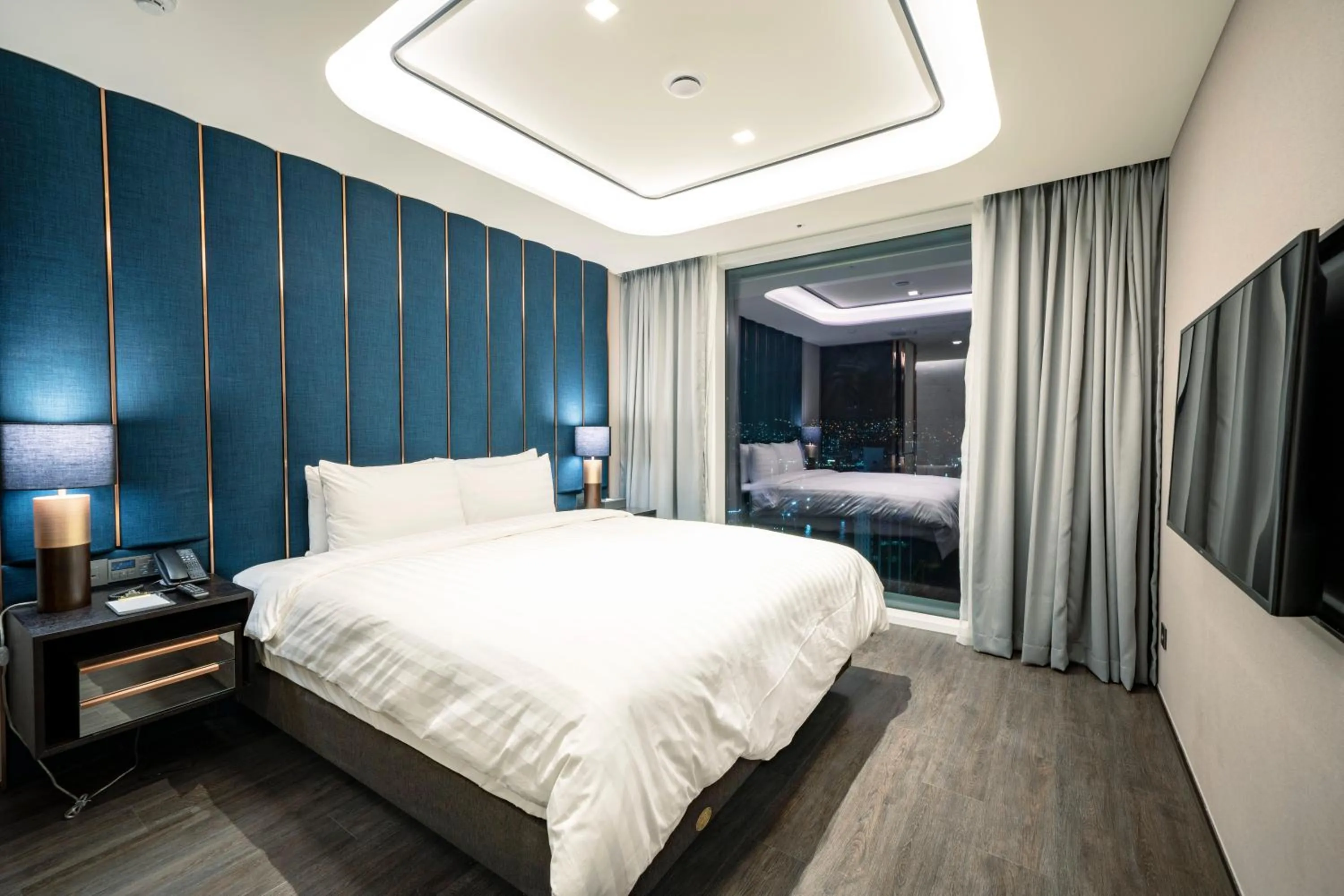 Bed in Lavalse Hotel