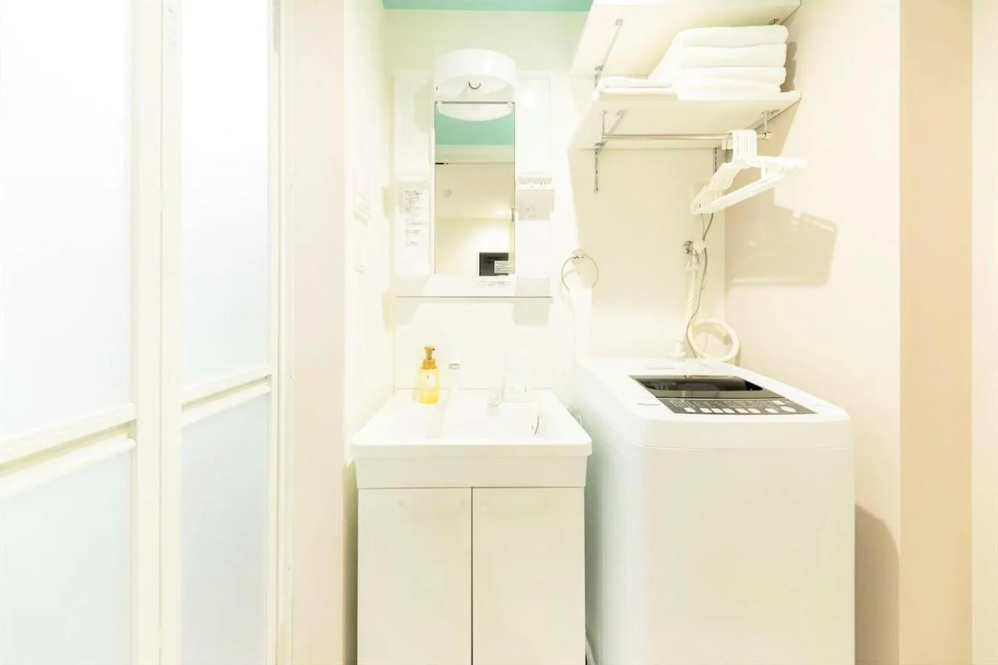 Bathroom in TRIP POD YOSHIZUKA B