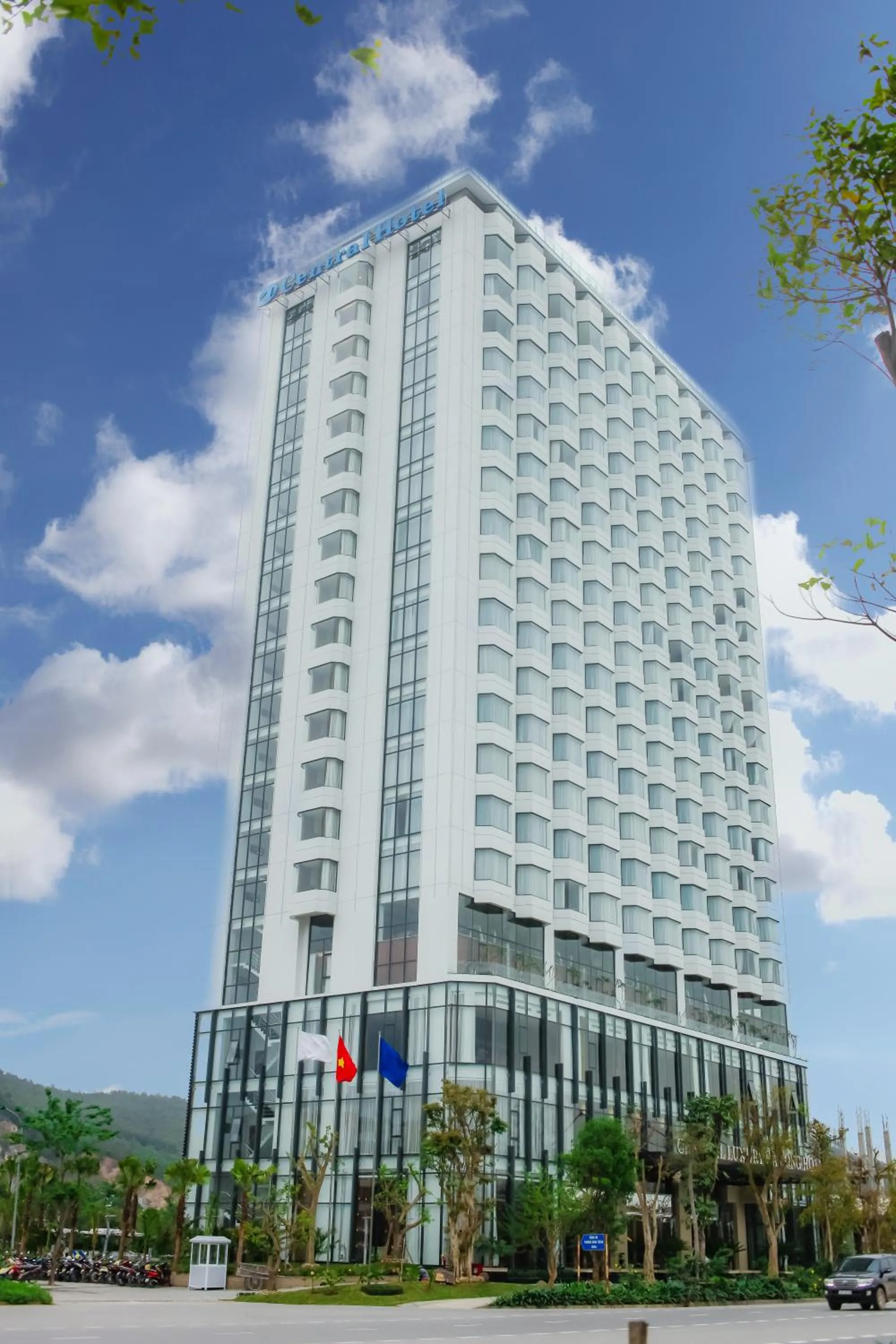 Property building in Central Luxury Hạ Long Hotel