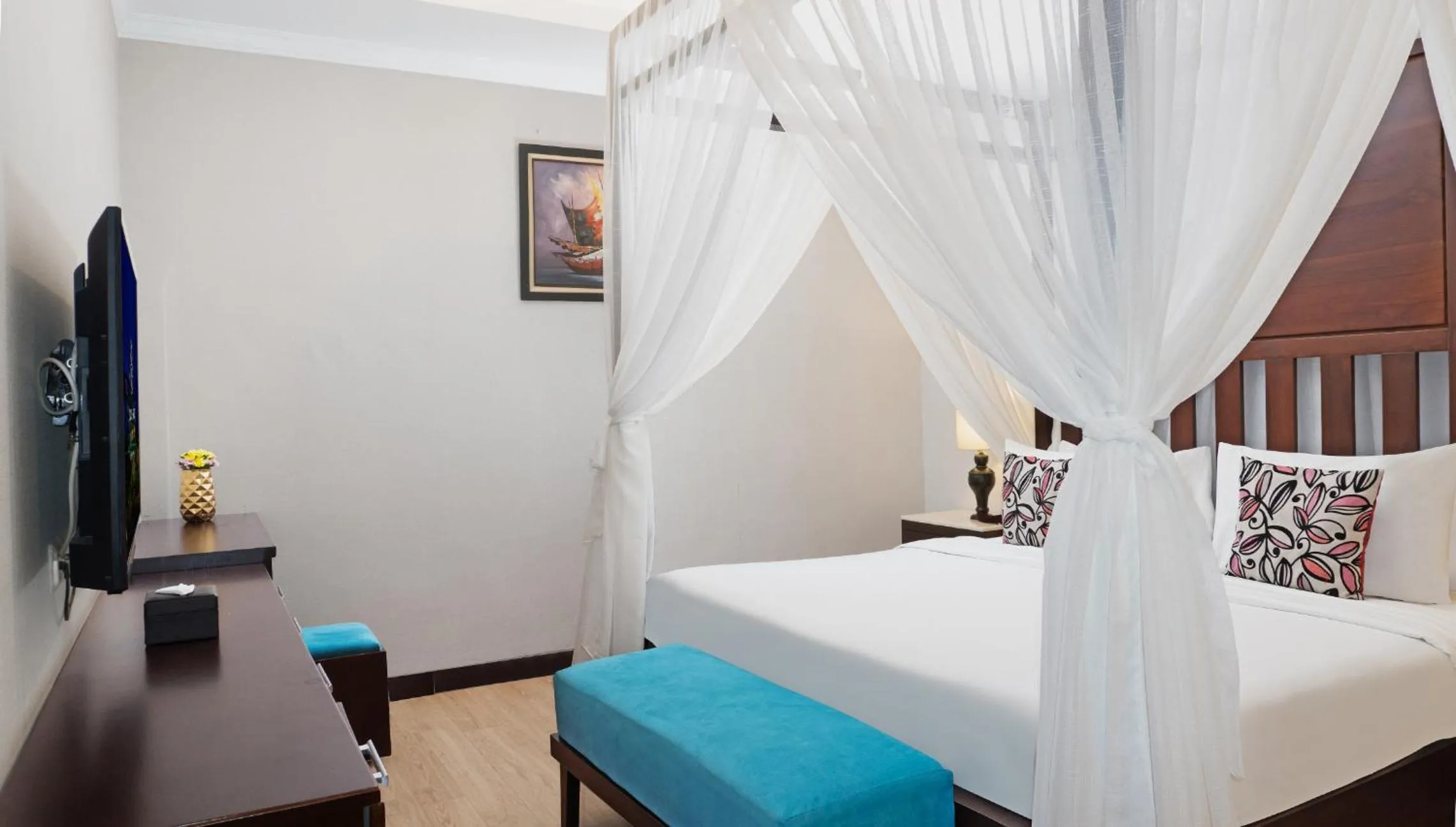 Bedroom, Bed in Grand Sunshine Resort & Convention